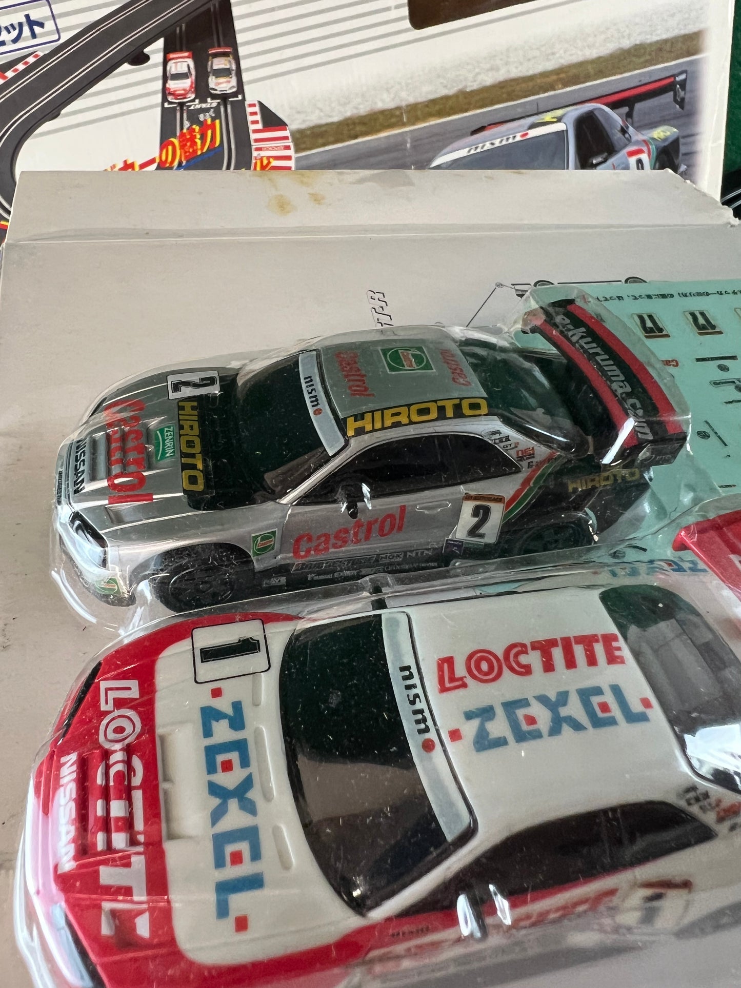 Epoch Super Circuit 1/43 Scale NISMO Nissan Skyline R34 GT-R GT500 Slot Car Set