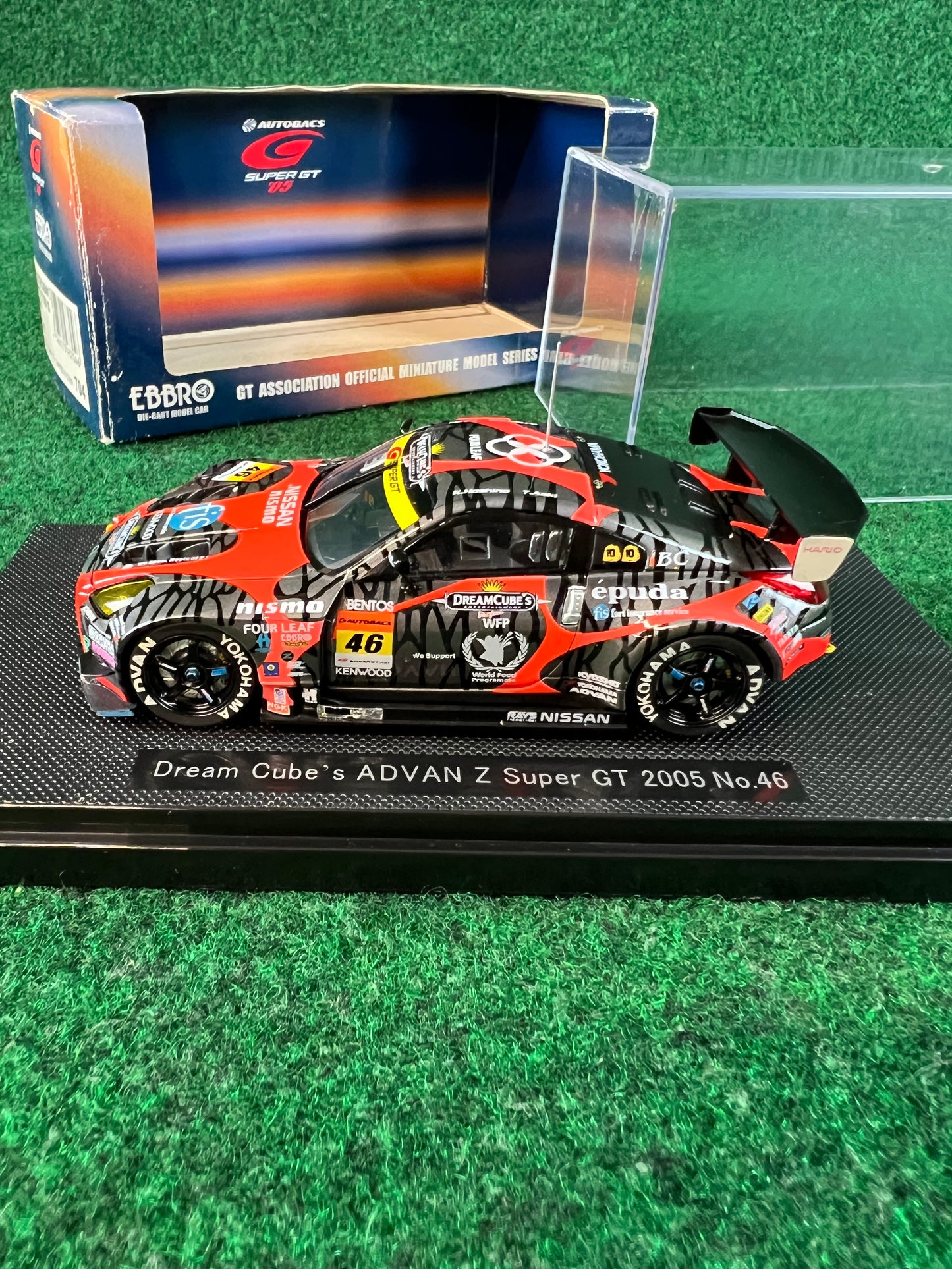 EBBRO Dream Cube's ADVAN SuperGT Nissan Fairlady Z 2005 Diecast