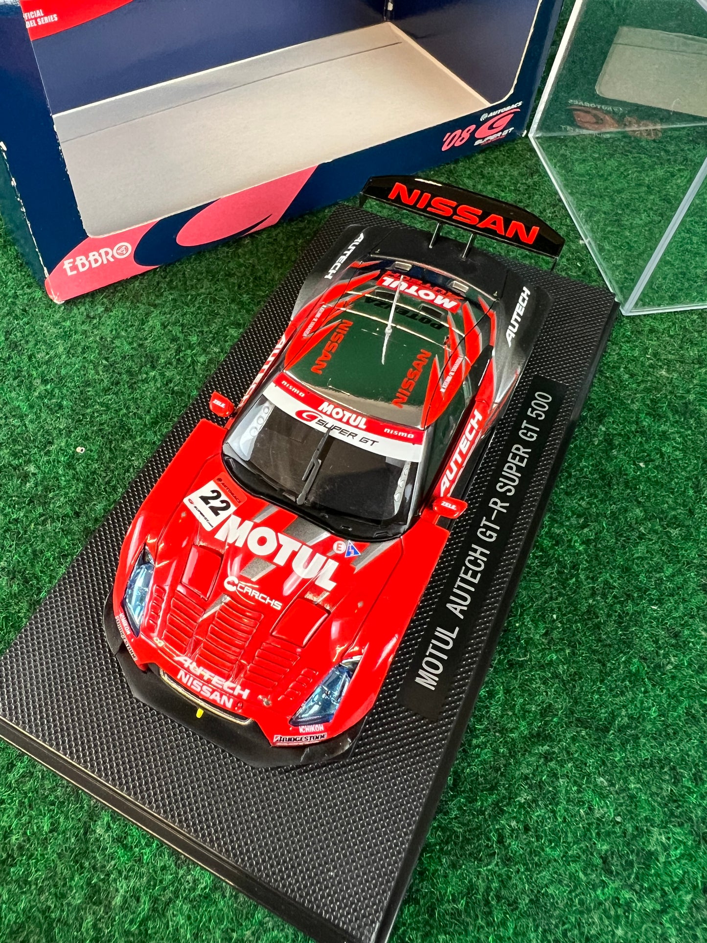 EBBRO SuperGT 2008 Motul Autech Nissan R35 GTR 1/43 Scale Diecast