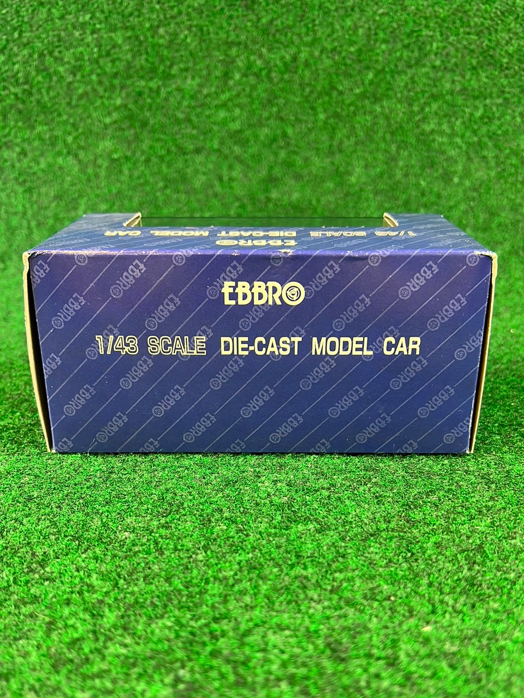 EBBRO Nissan Skyline R32 GTR White 1/43 Diecast