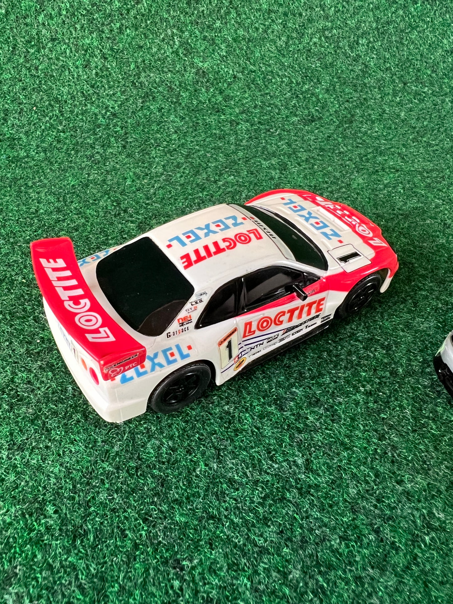 Epoch Super Circuit 1/43 Scale NISMO Nissan Skyline R34 GT-R GT500 Slot Car Set