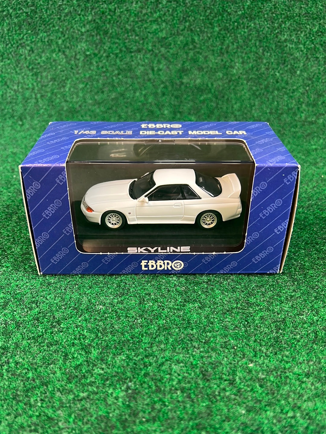 EBBRO Nissan Skyline R32 GTR White 1/43 Diecast