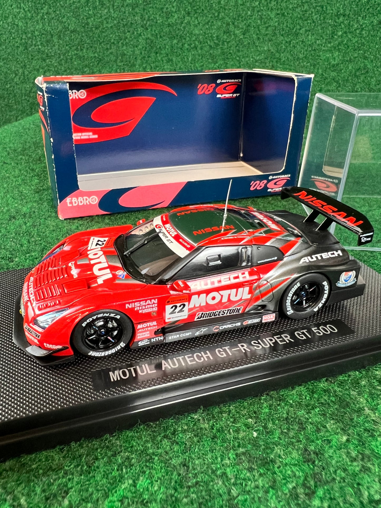 EBBRO SuperGT 2008 Motul Autech Nissan R35 GTR 1/43 Scale Diecast