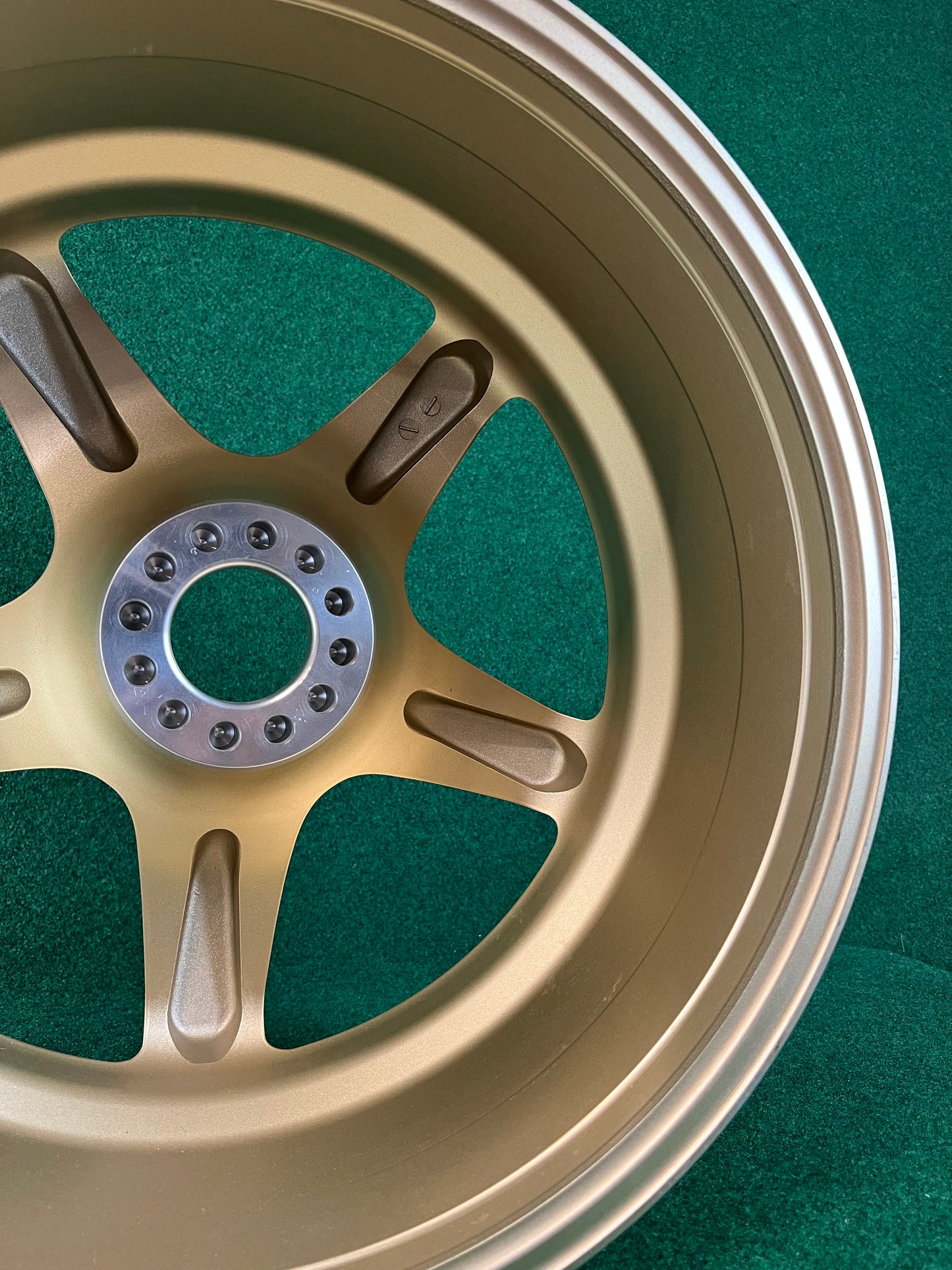 ENKEI - JTCC FET Toyota Corolla Centerlock Wheel and Goods Set