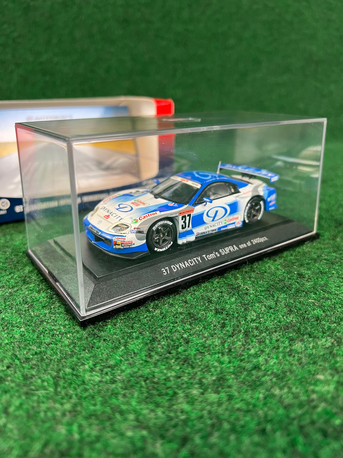 EBBRO - 2004 JGTC Dynacity Tom's Toyota Supra 1/43 Scale Diecast