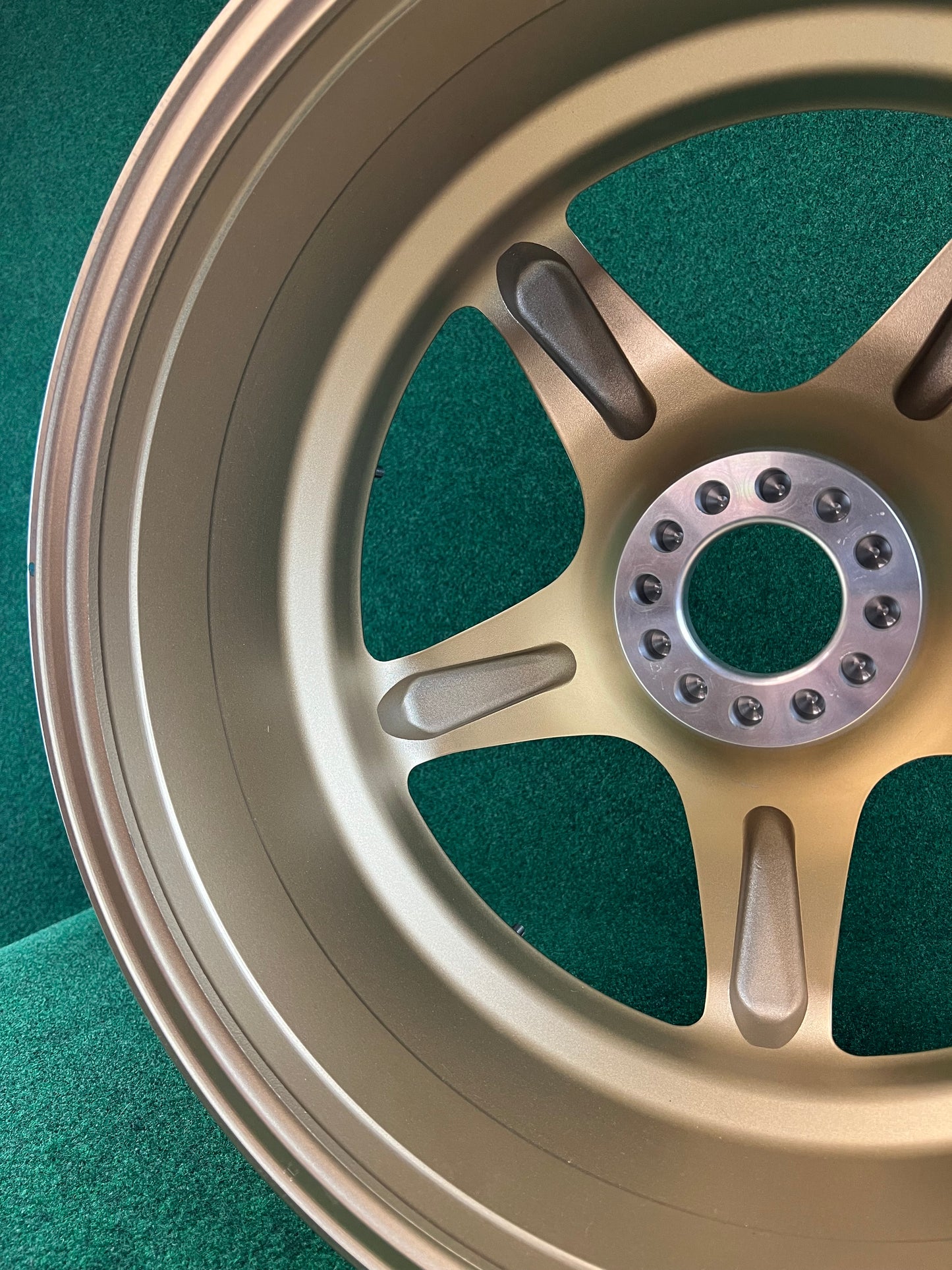 ENKEI - JTCC FET Toyota Corolla Centerlock Wheel and Goods Set