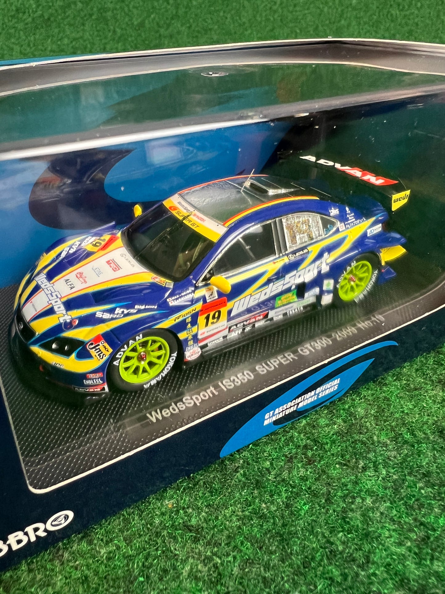 EBBRO - Wedssport SuperGT Lexus IS350 1/43 Scale Diecast