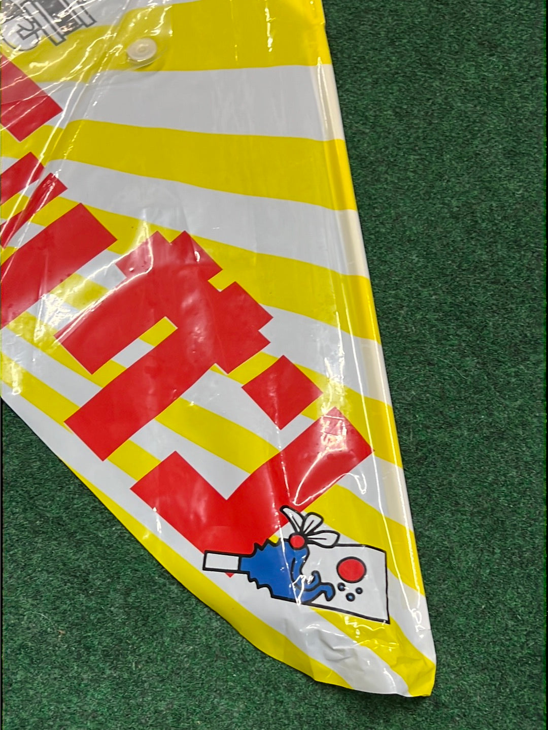 Ichiro - Nissan Japanese Promotional Advertising Kite (1)