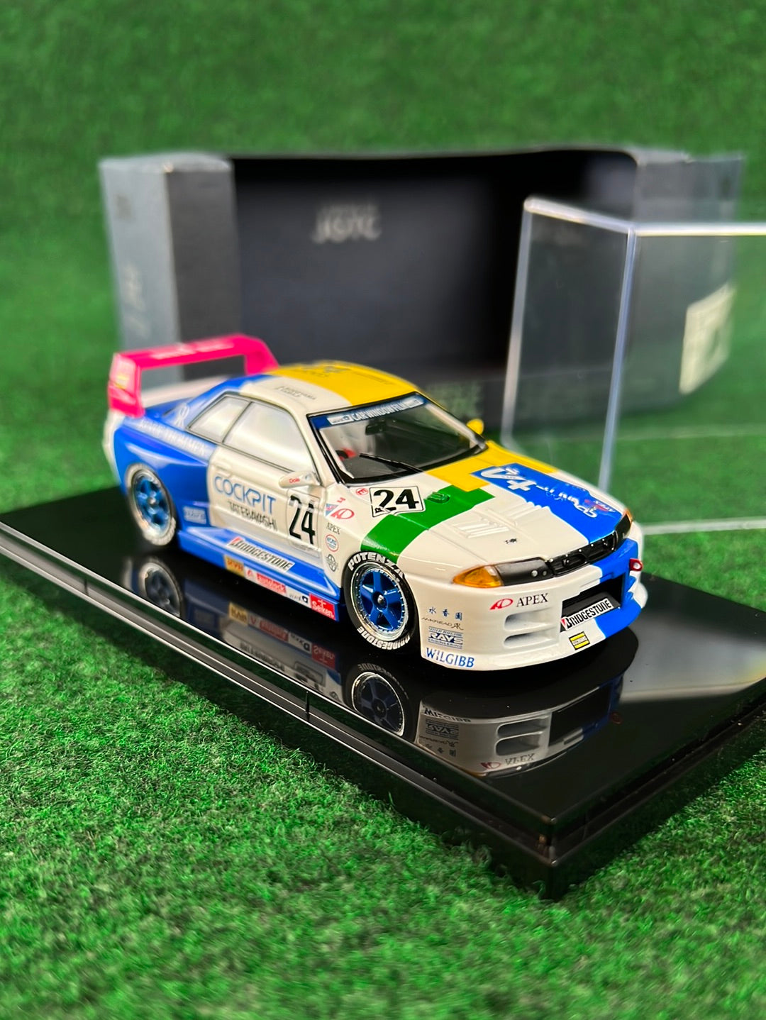 EBBRO JGTC Legends Cockpit 1994 Nissan Skyline R32 GTR 1/43 Scale Diecast