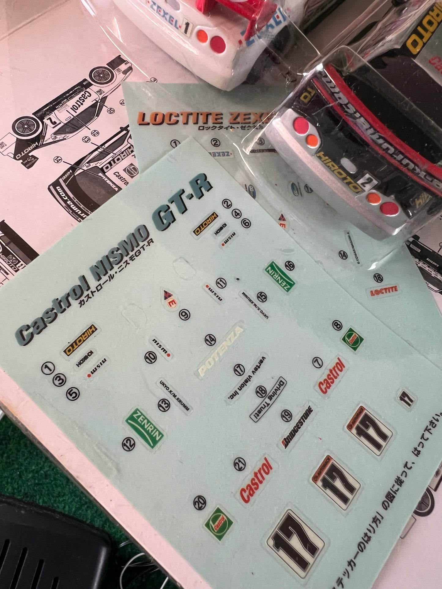 Epoch Super Circuit 1/43 Scale NISMO Nissan Skyline R34 GT-R GT500 Slot Car Set