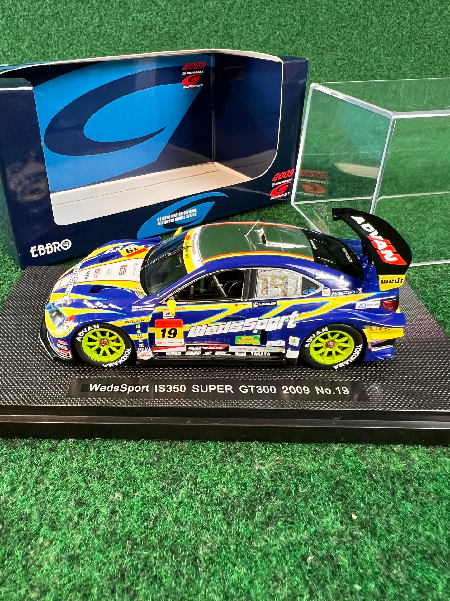 EBBRO - Wedssport SuperGT Lexus IS350 1/43 Scale Diecast