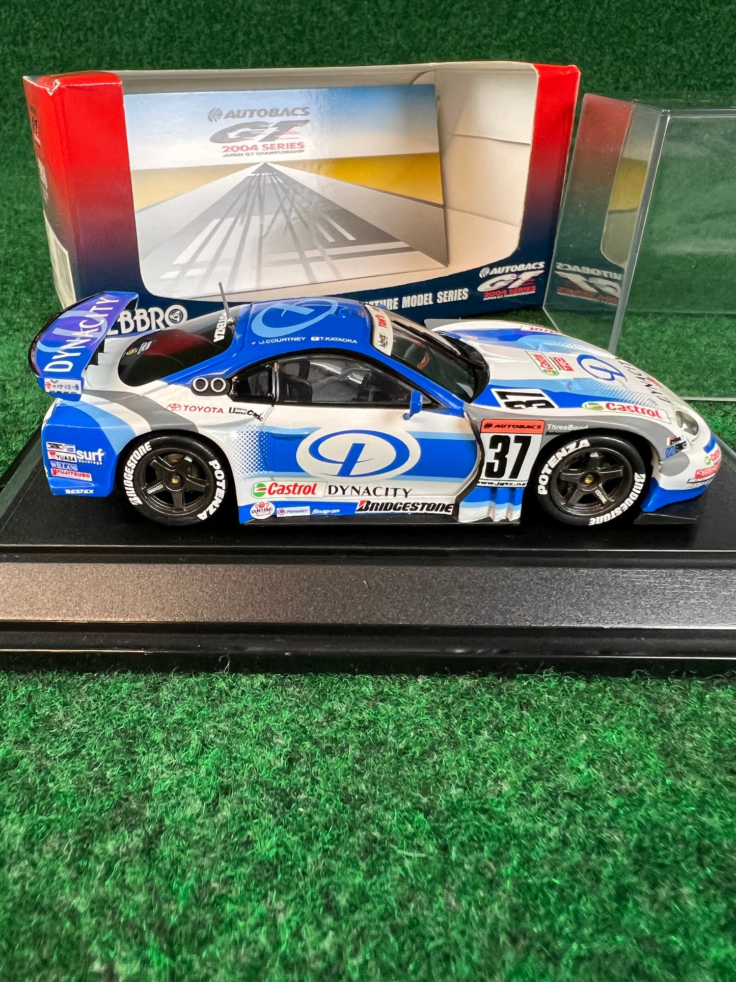 EBBRO - 2004 JGTC Dynacity Tom's Toyota Supra 1/43 Scale Diecast