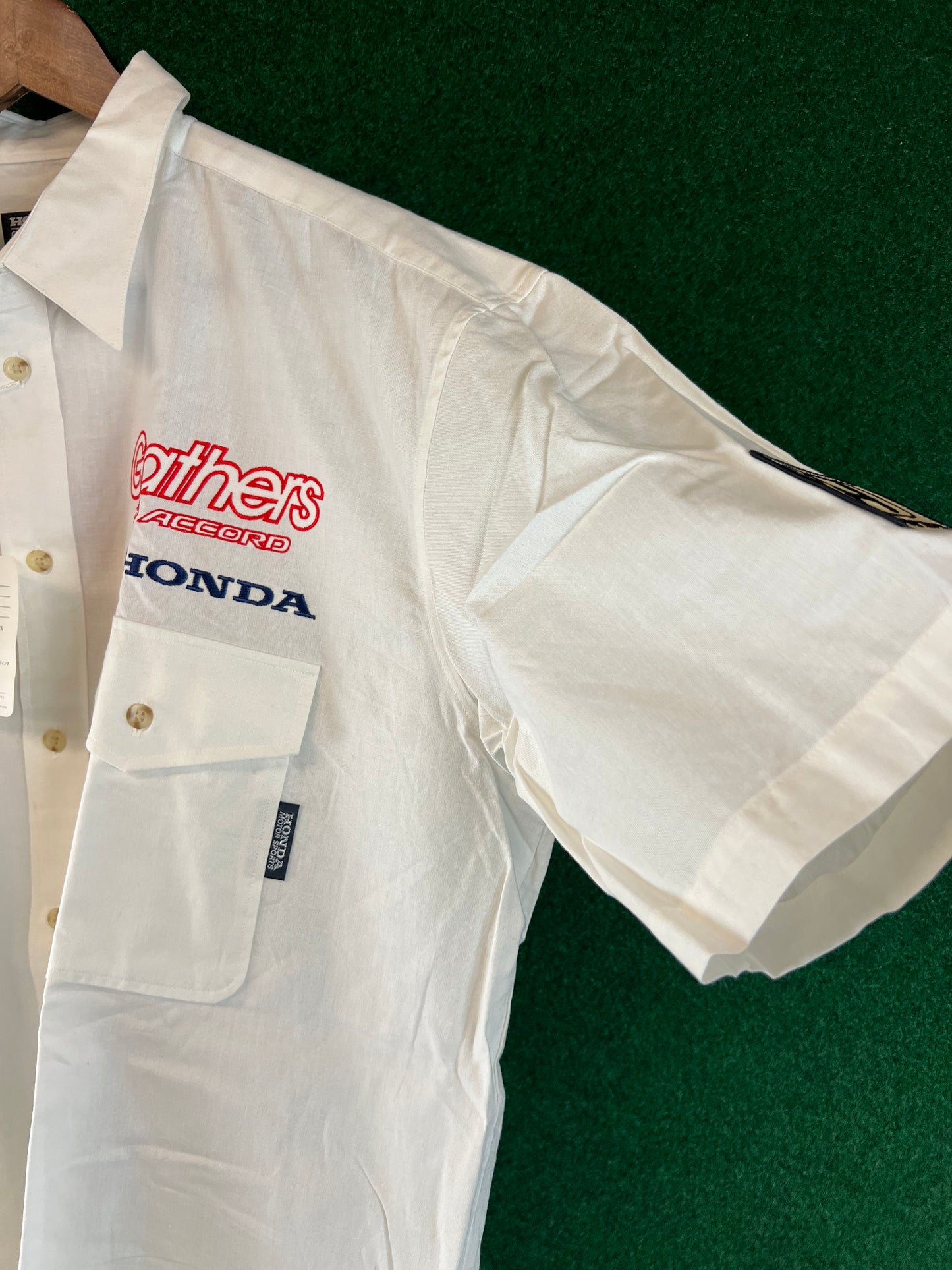 Gathers Honda - Honda Collection JTCC 1997 Honda Accord Buttondown Staff Shirt and #33 Okada Raceday Fan Cheering Flag Set