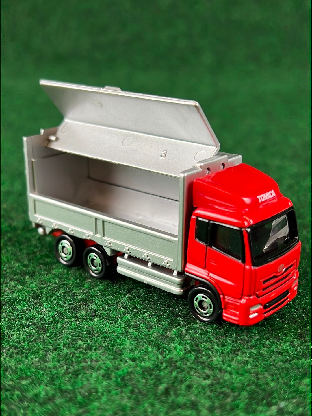 TOMICA Cargo Delivery Van and Toyota Crown Japanese Police Toy Car Set