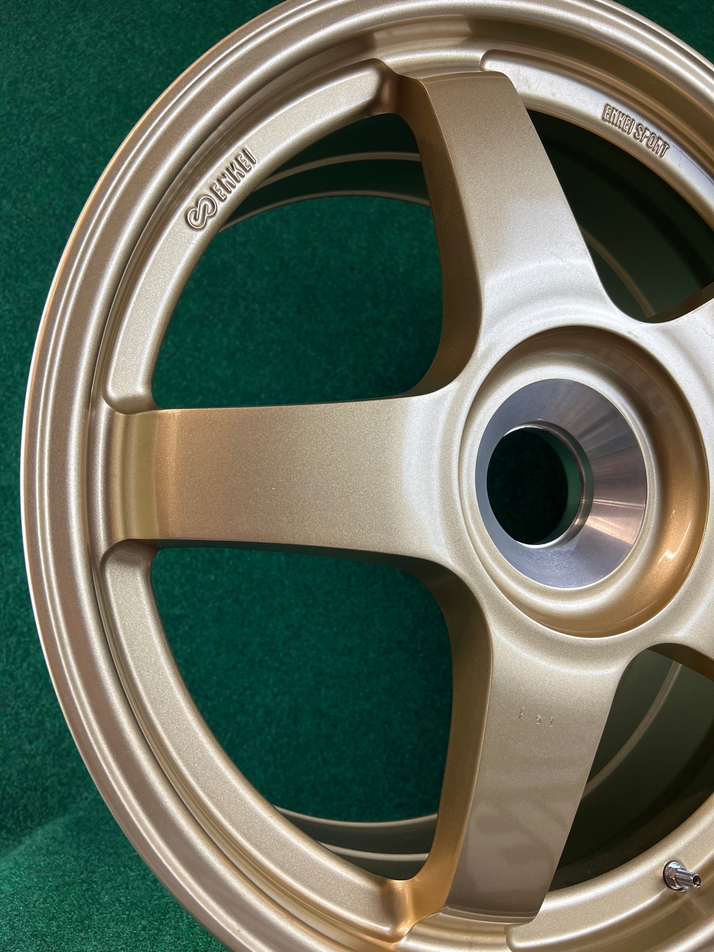 ENKEI - JTCC FET Toyota Corolla Centerlock Wheel and Goods Set