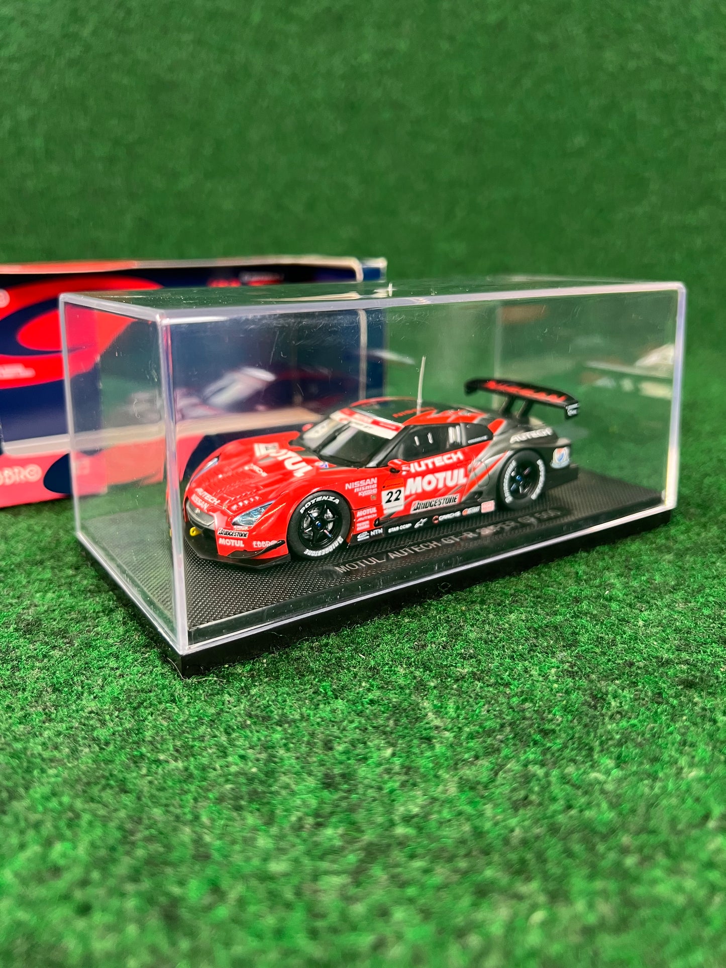 EBBRO SuperGT 2008 Motul Autech Nissan R35 GTR 1/43 Scale Diecast