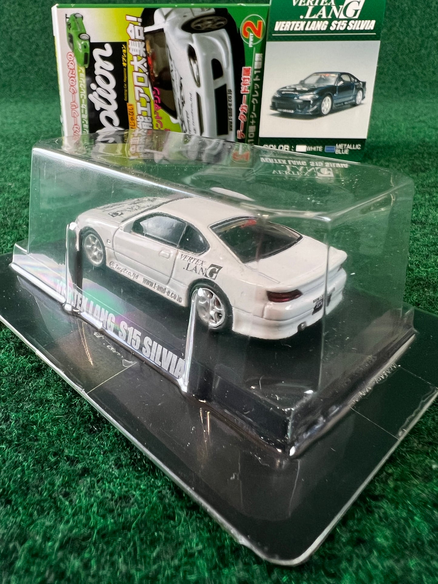 Aoshima - Option Vertex Lang Nissan Silvia S15 (White) 1/64 Scale Diecast Car