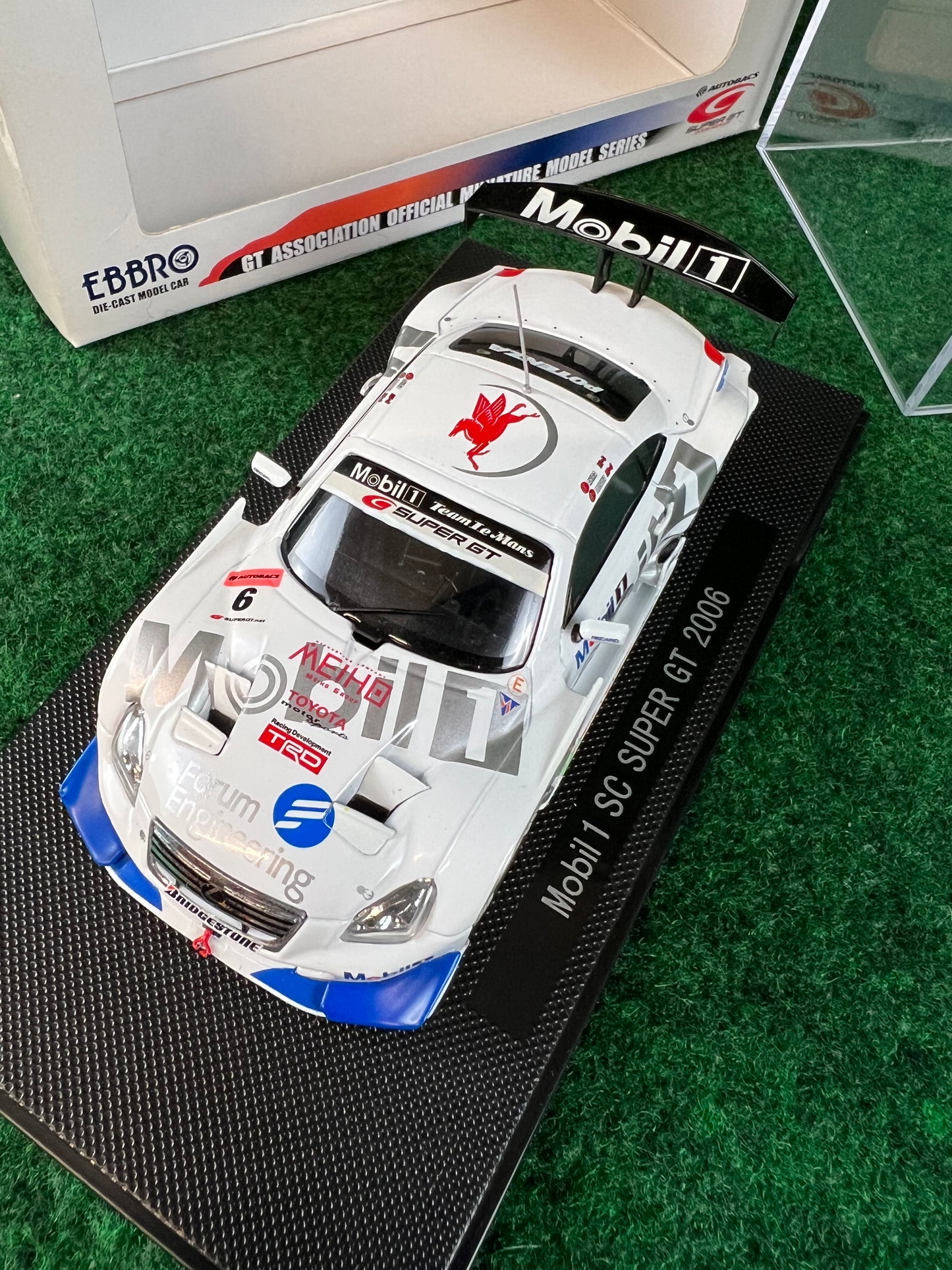 EBBRO 2006 SuperGT Mobil1 Lexus SC430 1/43 Scale Diecast