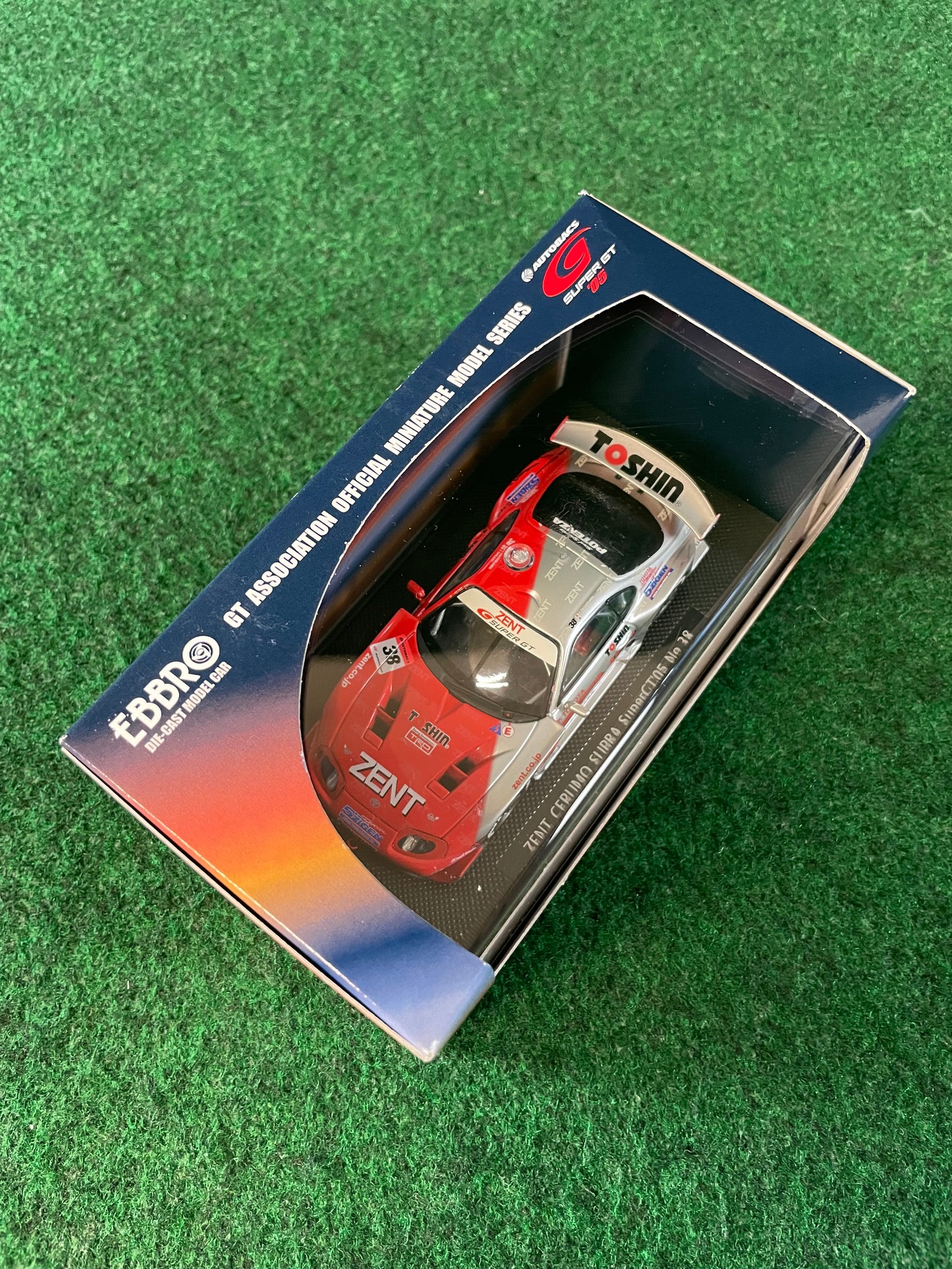 EBBRO - ZENT CERUMO 2005 Toyota Supra GT500 SuperGT No.38 1/43 Scale Diecast