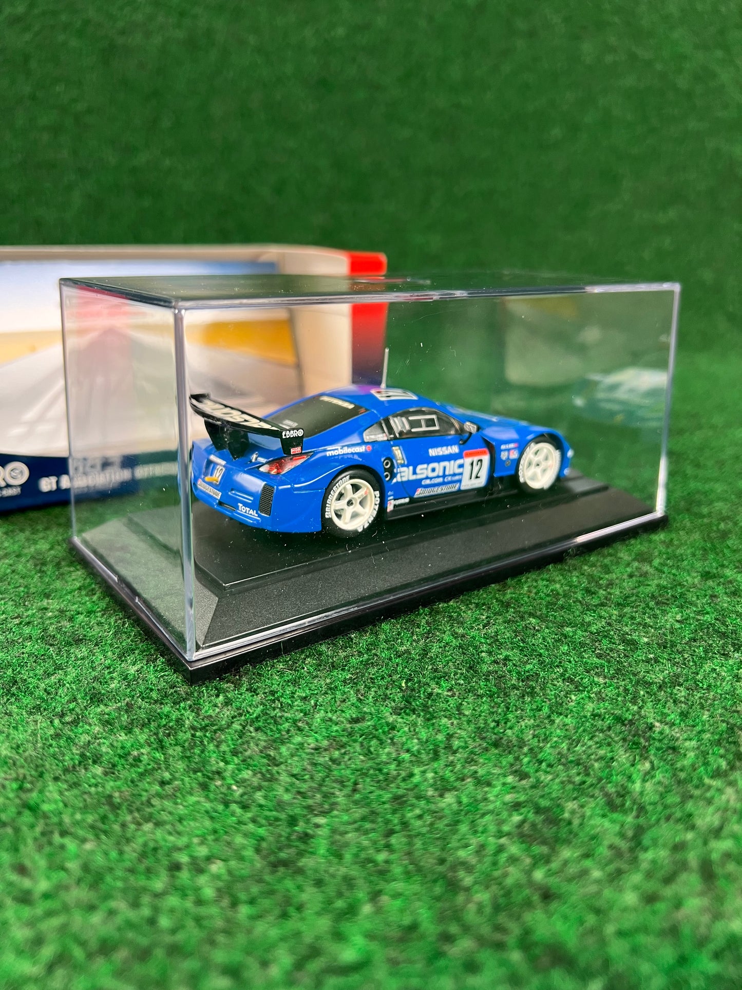 EBBRO JGTC 2004 Calsonic IMPUL Nissan Fairlady Z 1/43 Scale Diecast