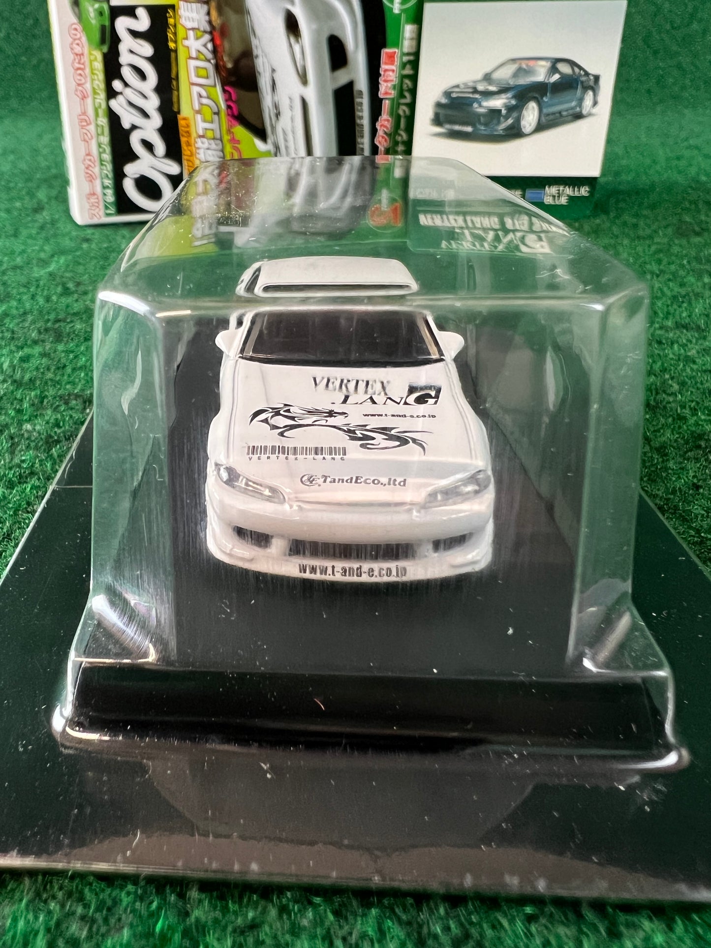 Aoshima - Option Vertex Lang Nissan Silvia S15 (White) 1/64 Scale Diecast Car