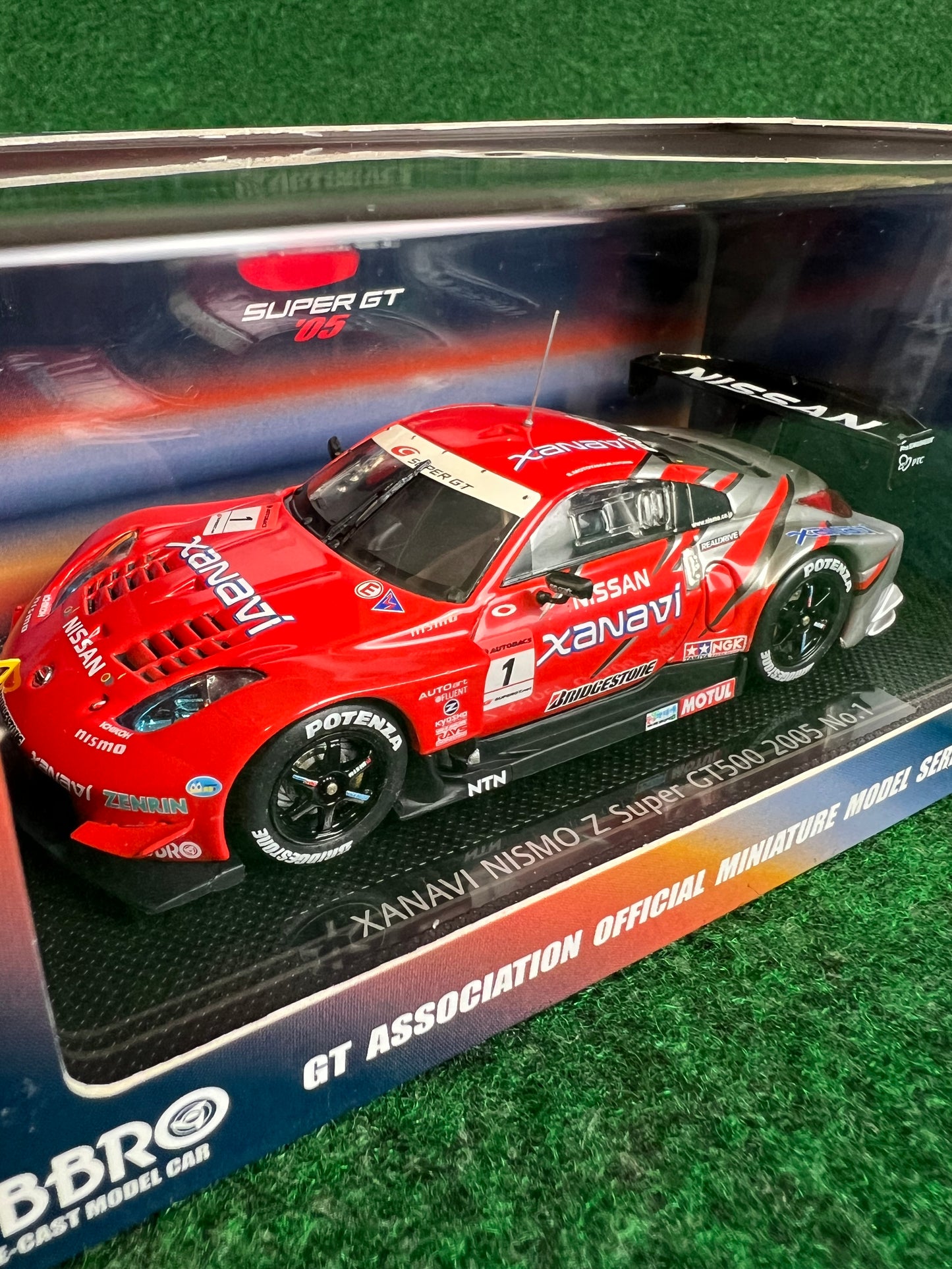 EBBRO SuperGT 2005 XANAVI Nismo Nissan Fairlady Z #1 1/43 Scale Diecast