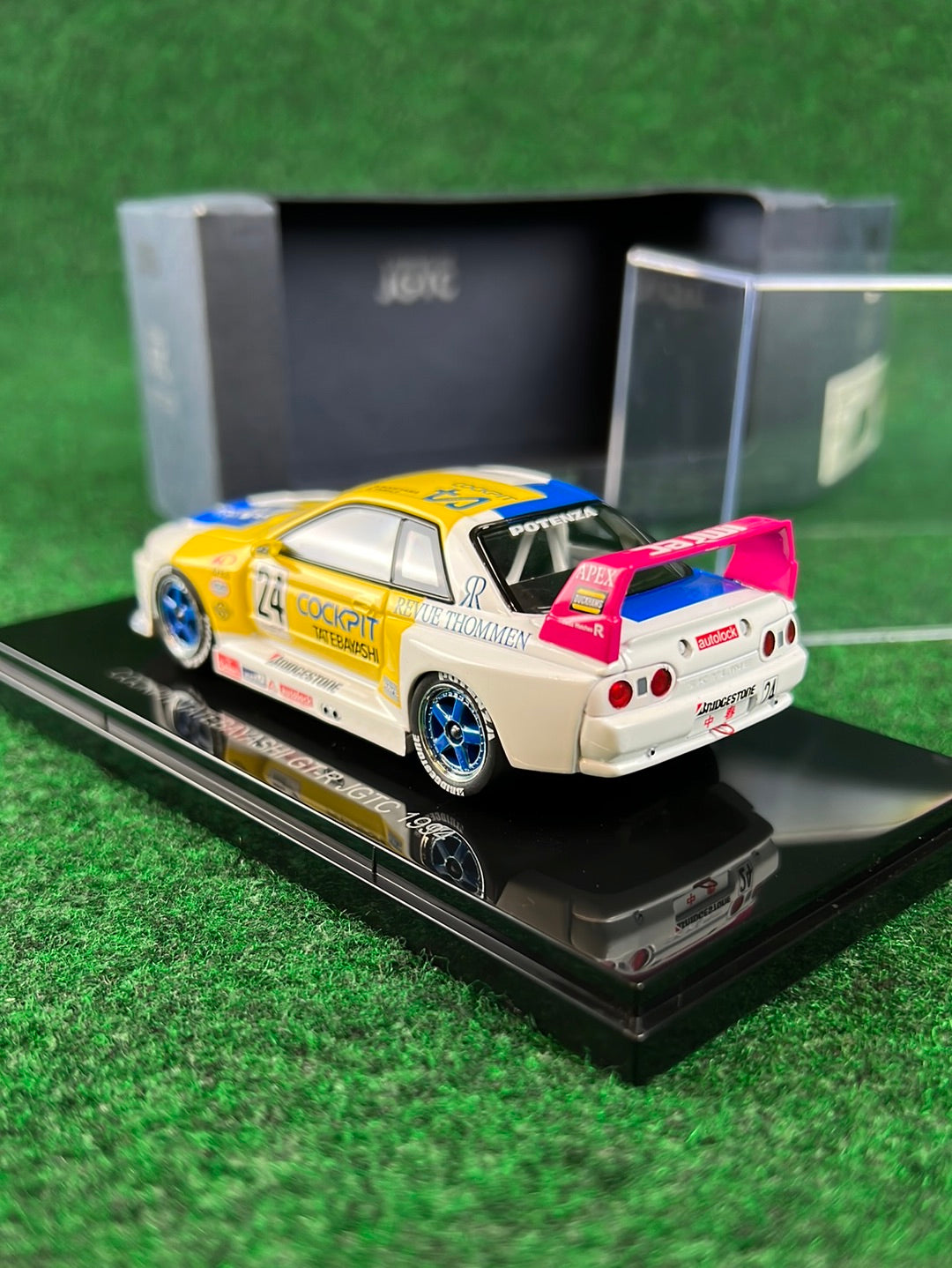 EBBRO JGTC Legends Cockpit 1994 Nissan Skyline R32 GTR 1/43 Scale Diecast