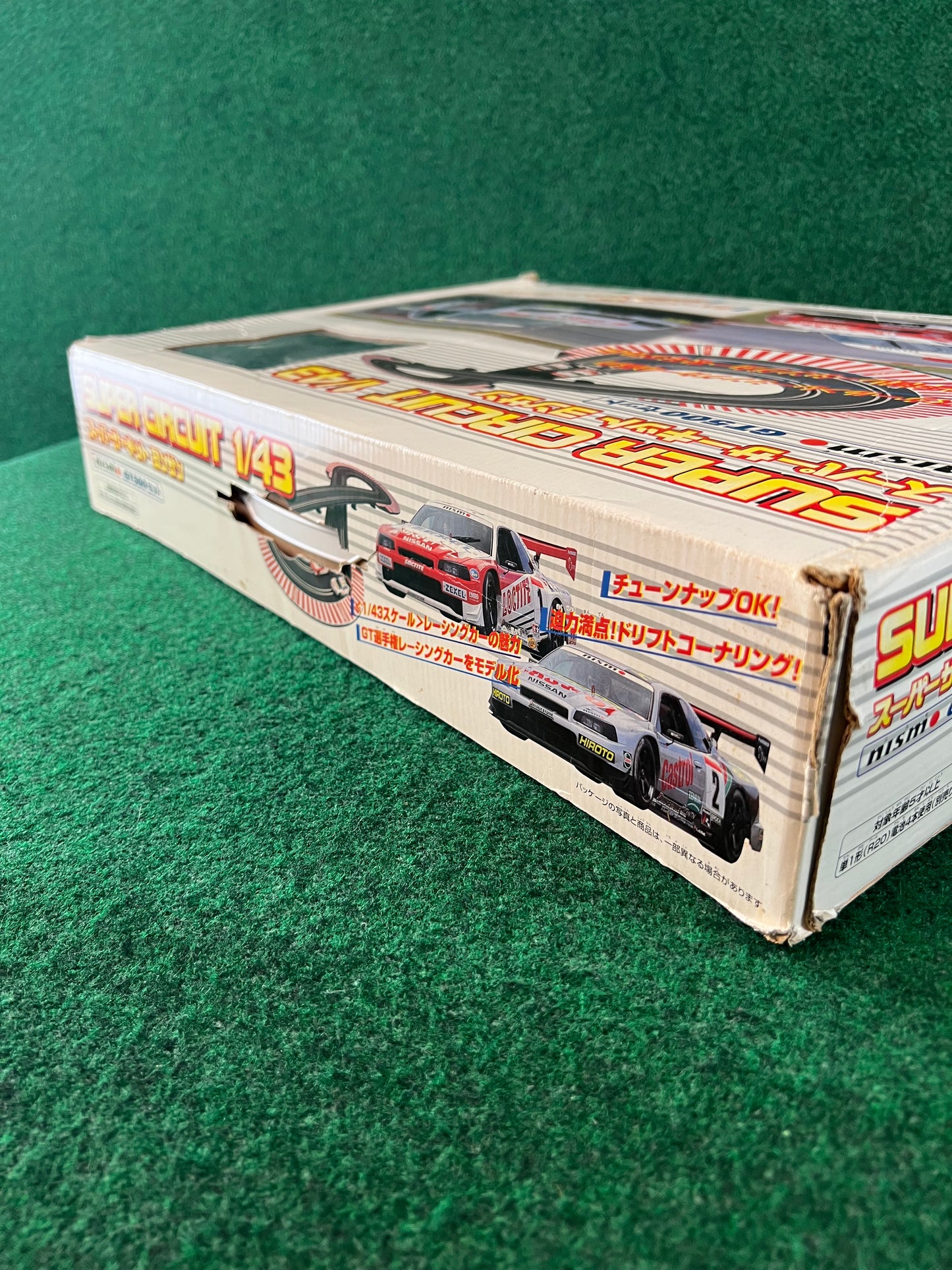 Epoch Super Circuit 1/43 Scale NISMO Nissan Skyline R34 GT-R GT500 Slot Car Set