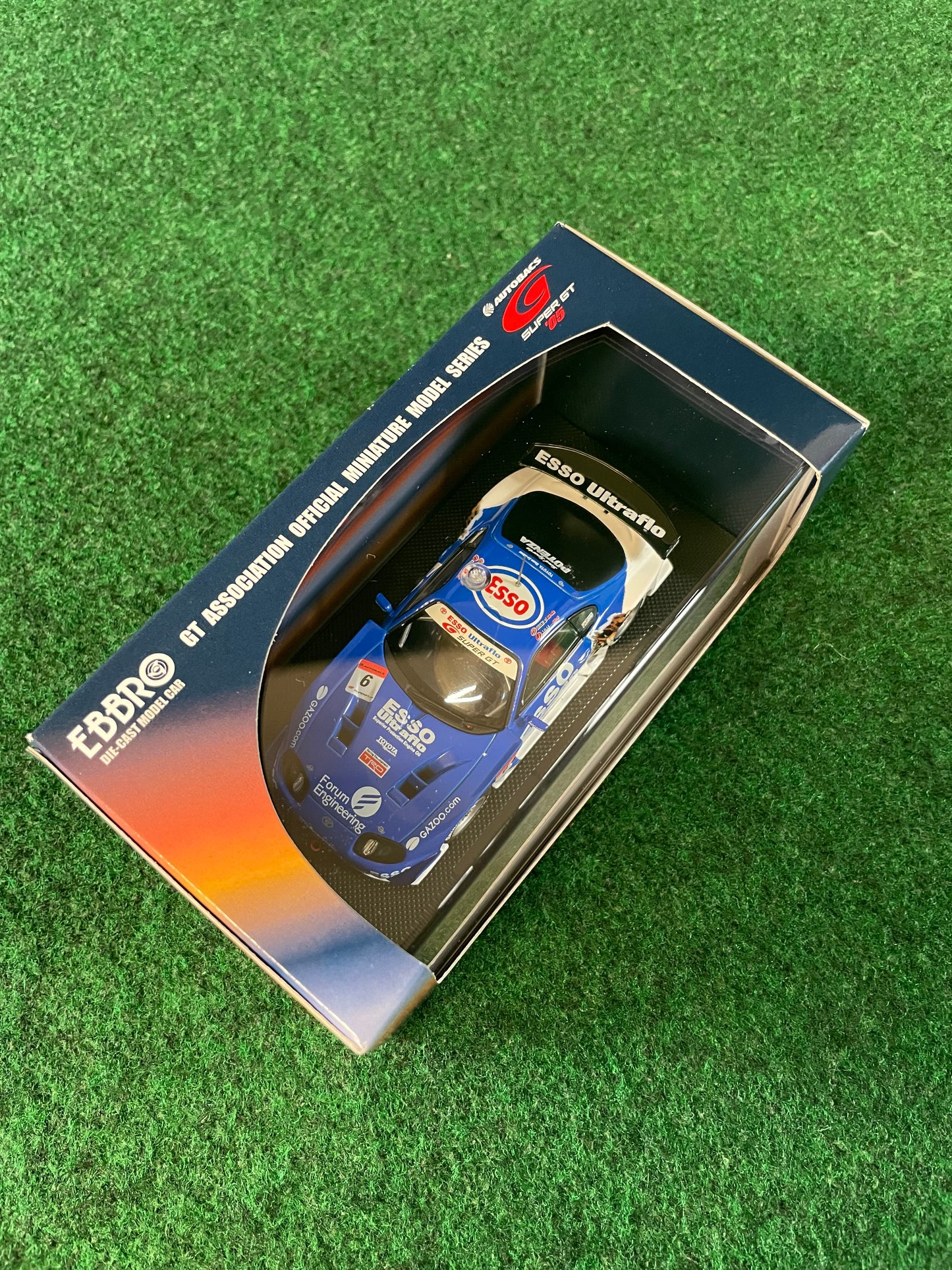 EBBRO Super GT 2005 ESSO Ultraflo Toyota Supra 1/43 Scale Diecast