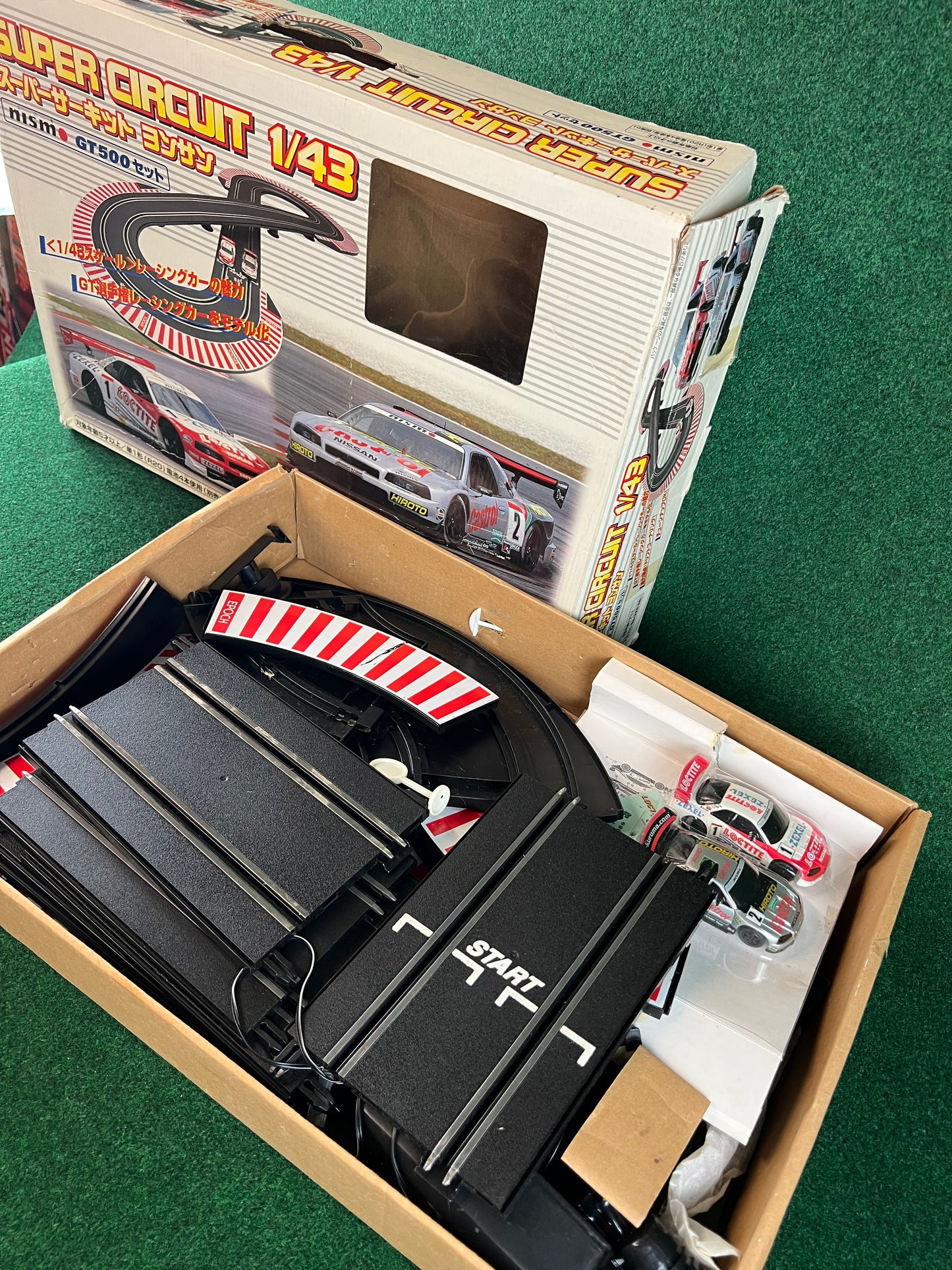 Epoch Super Circuit 1/43 Scale NISMO Nissan Skyline R34 GT-R GT500 Slot Car Set