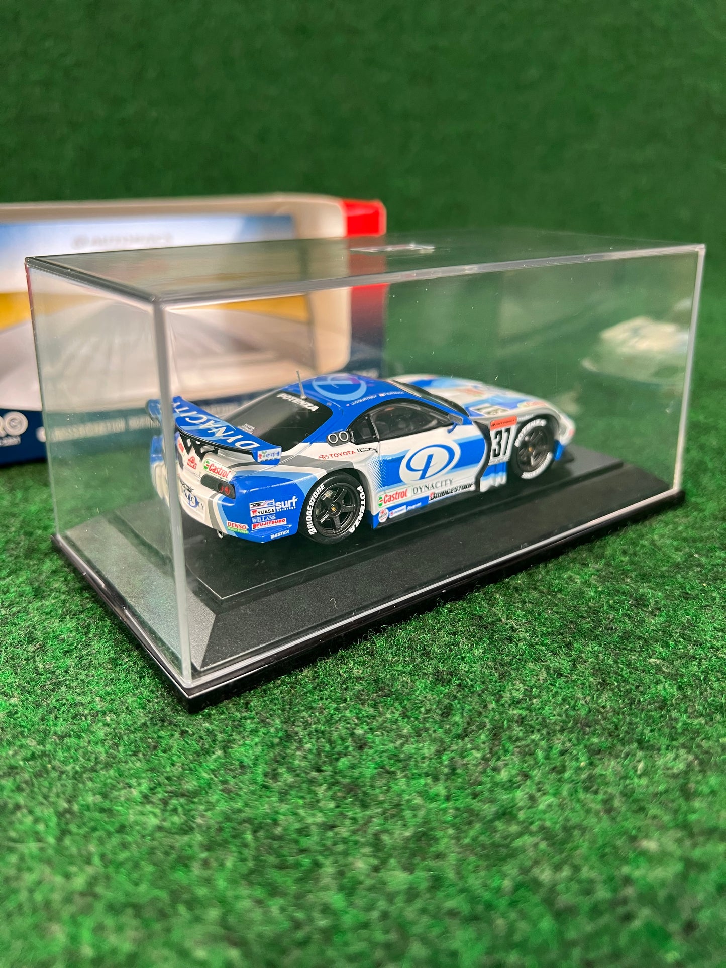 EBBRO - 2004 JGTC Dynacity Tom's Toyota Supra 1/43 Scale Diecast