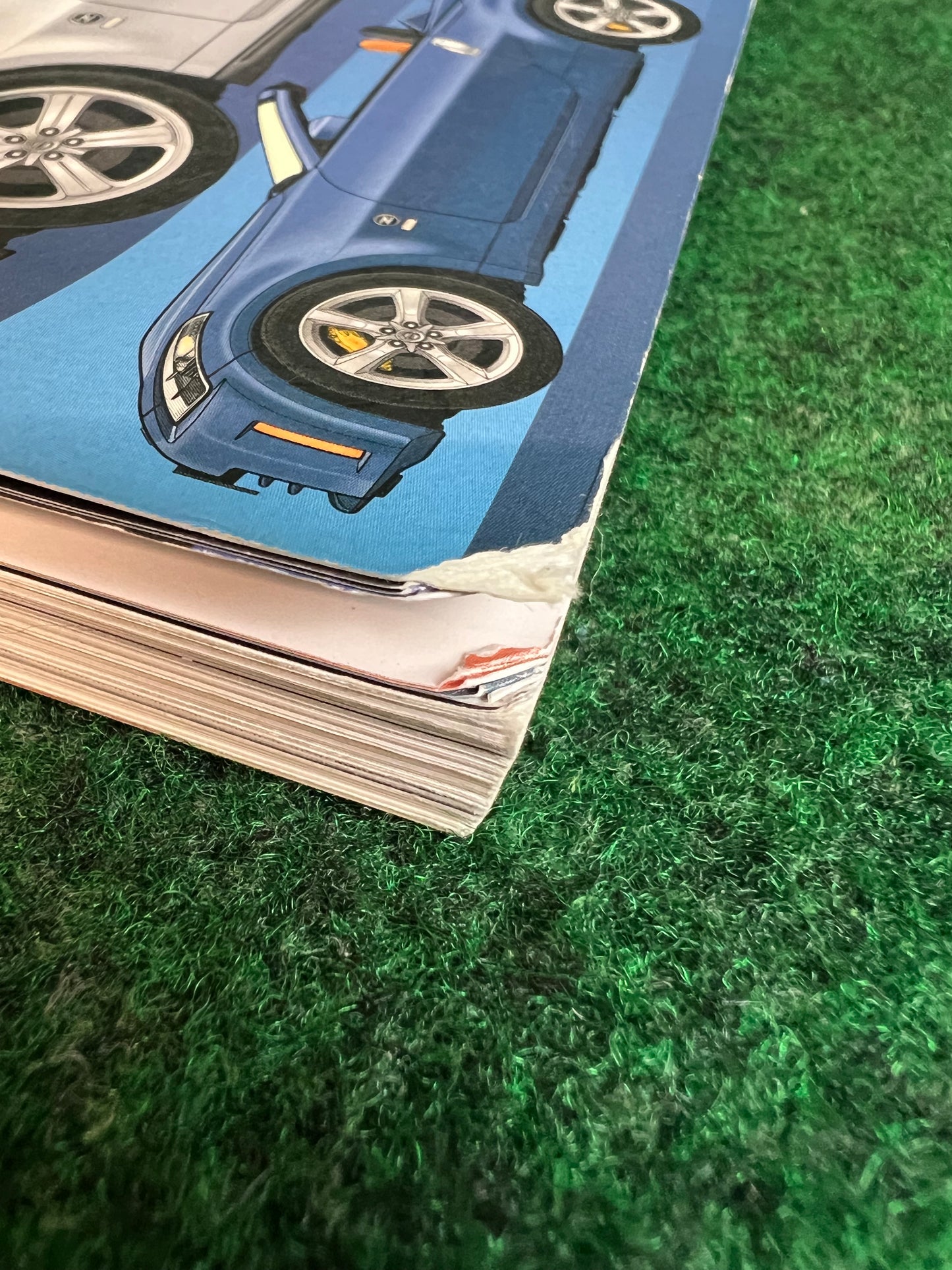 Hyper Rev Magazine - Nissan Fairlady Z Vol. 122 No. 4