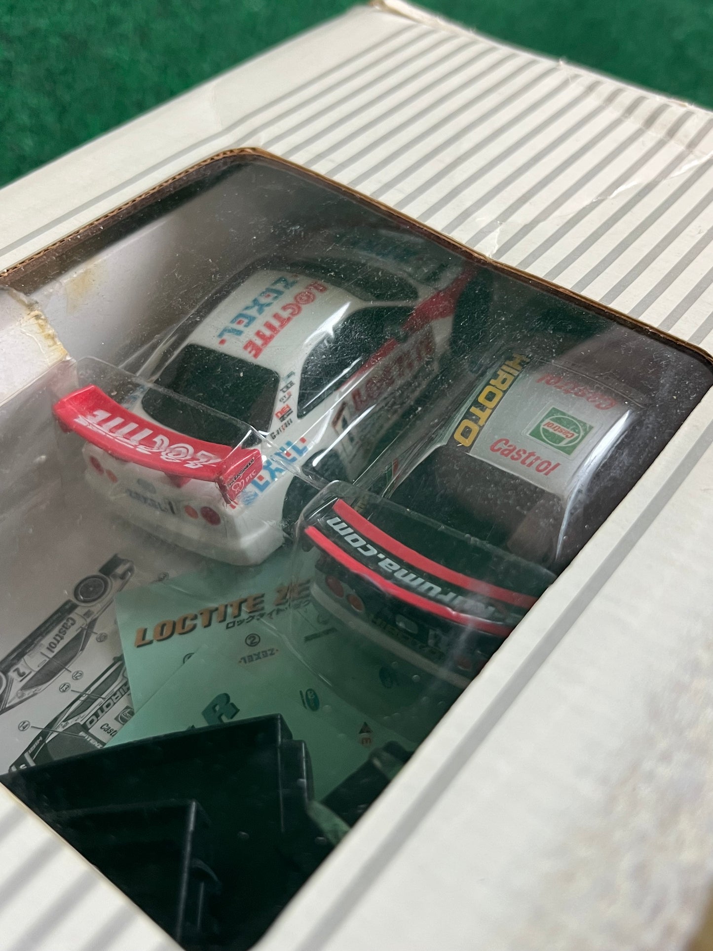 Epoch Super Circuit 1/43 Scale NISMO Nissan Skyline R34 GT-R GT500 Slot Car Set