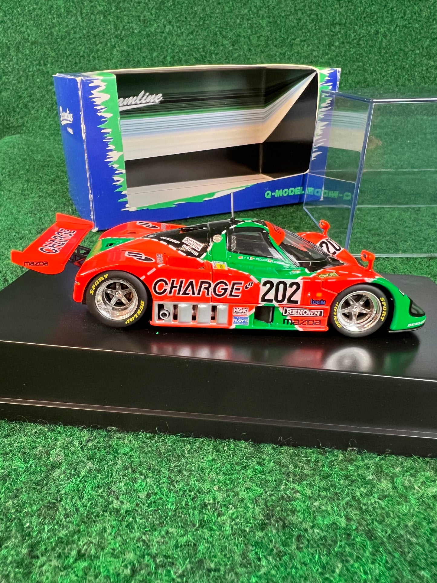 Streamline Q-Model - Mazda 767B #202 1/43 Scale Model