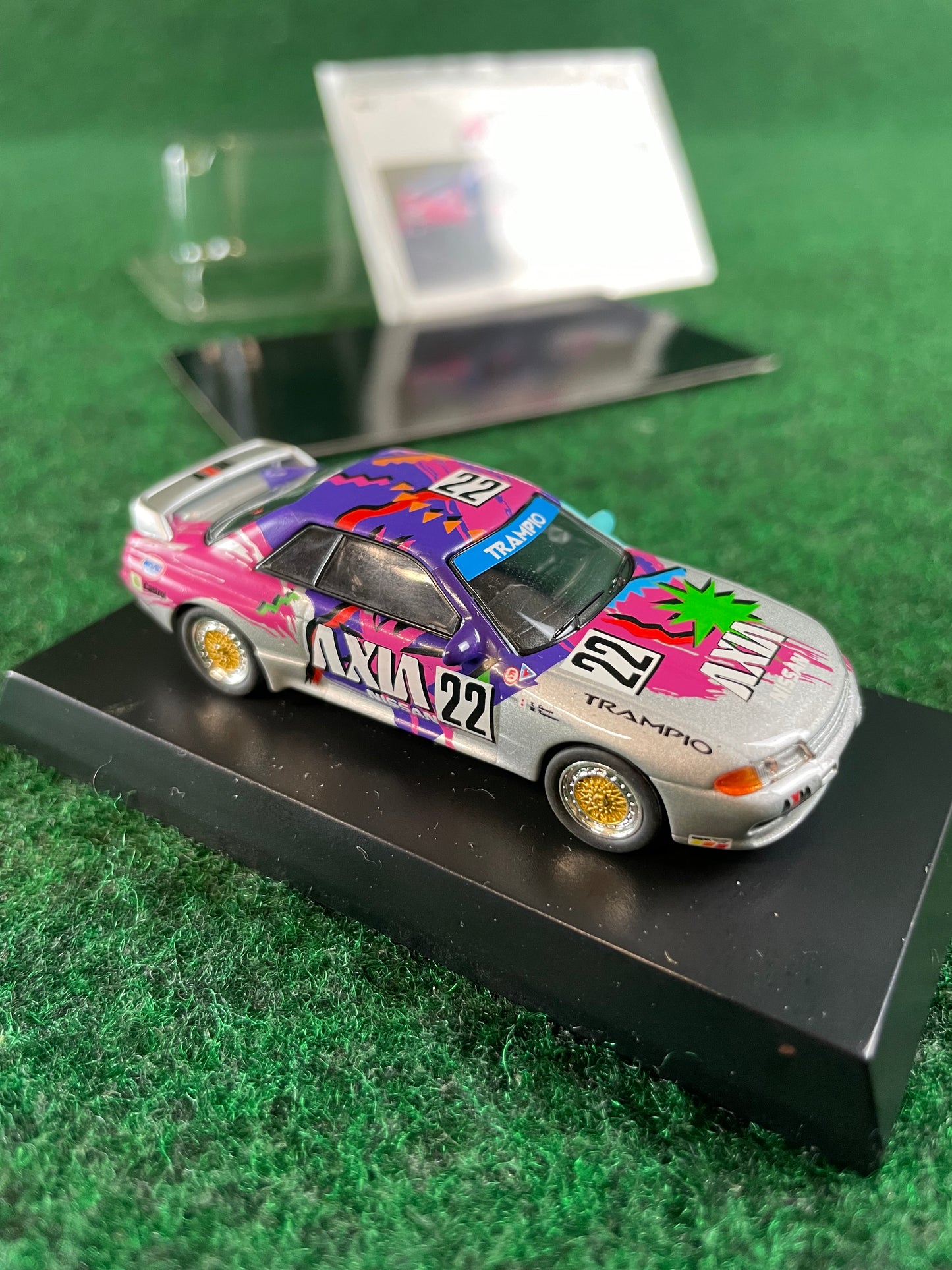 AXIA Group A Nissan Skyline R32 GT-R Phone Card & 1/64 Scale Diecast Set