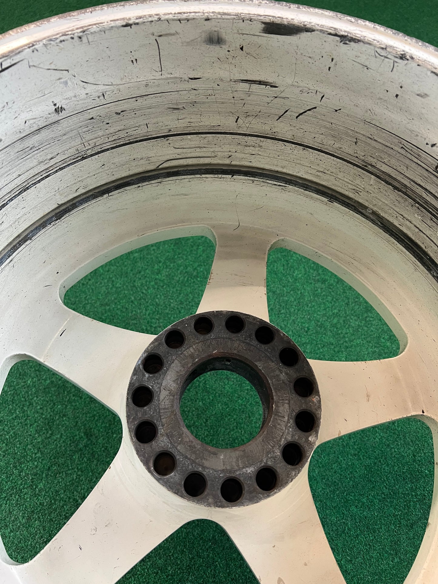 ENDLESS - 2004 Porsche 911 JGTC #26 Centerlock Race Wheel and Goods Set