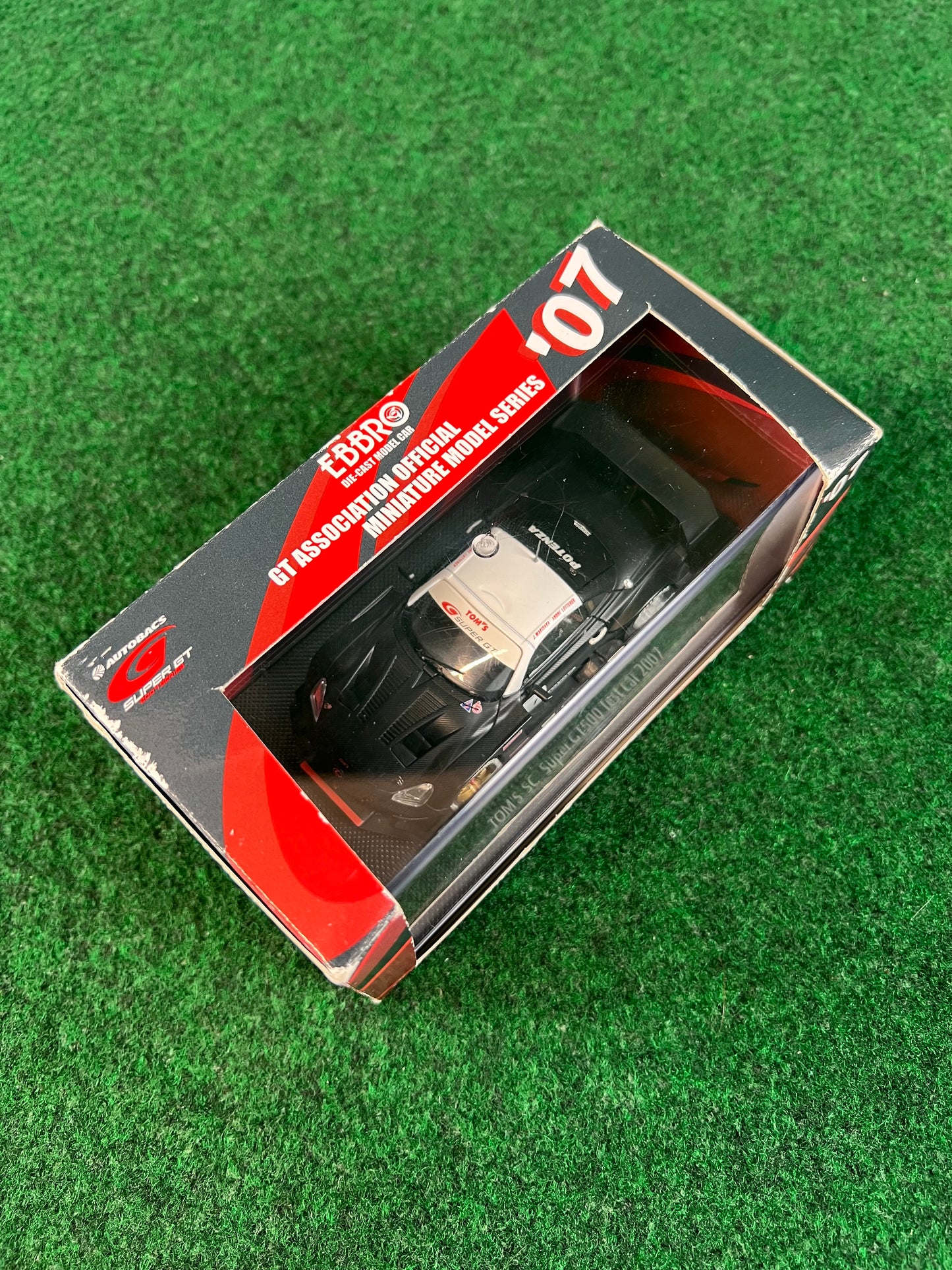 EBBRO - SuperGT 2007 Lexus SC SC430 Tom’s Test Car 1/43 Scale Diecast