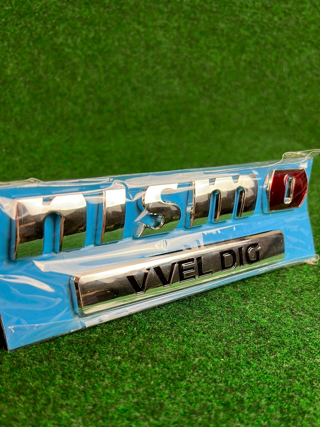 NISMO - Nissan Patrol Armada Pathfinder NISMO & VVEL DIG Replica Emblem and Authentic Brushed Nismo Plate Set