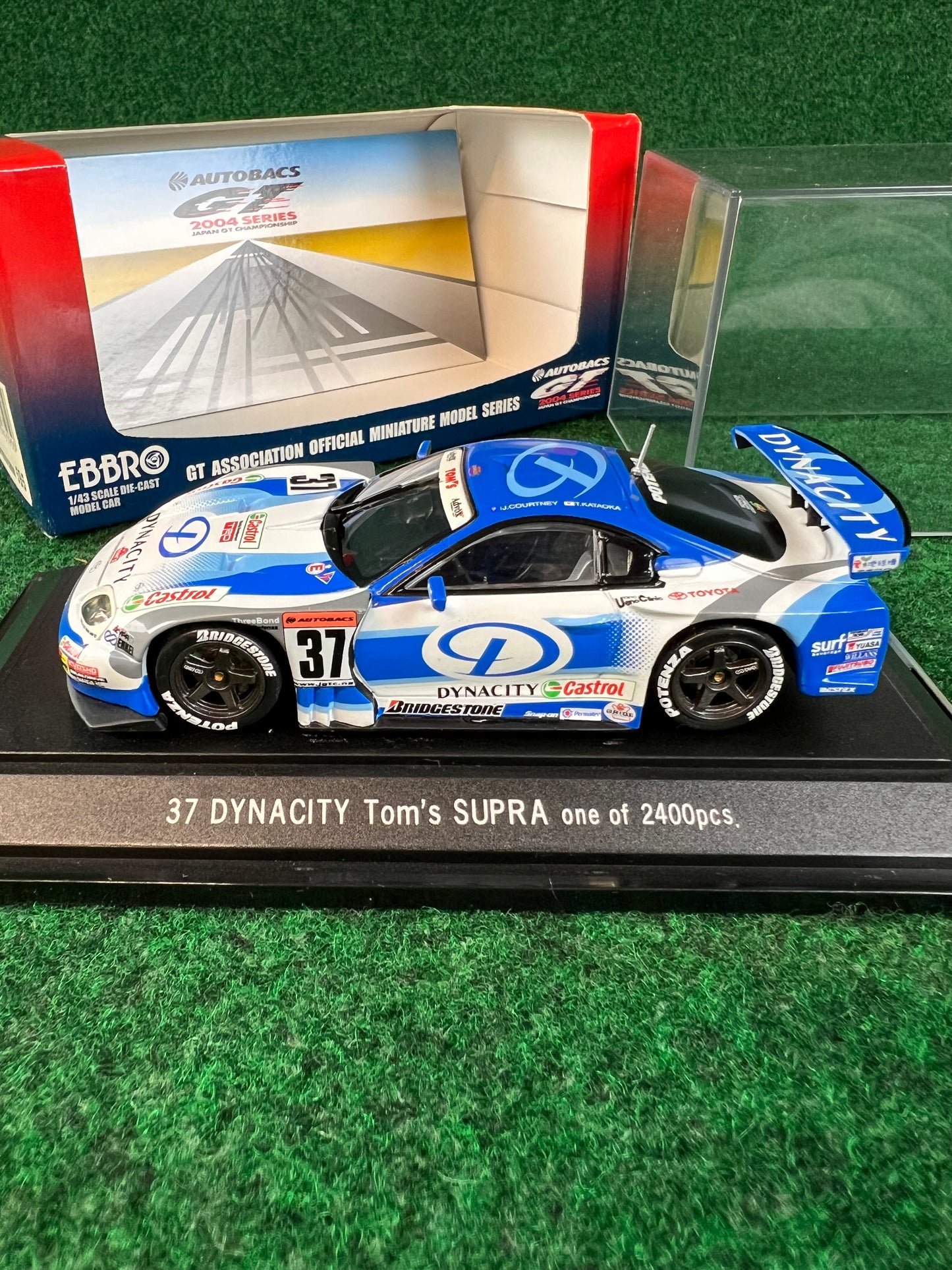 EBBRO - 2004 JGTC Dynacity Tom's Toyota Supra 1/43 Scale Diecast
