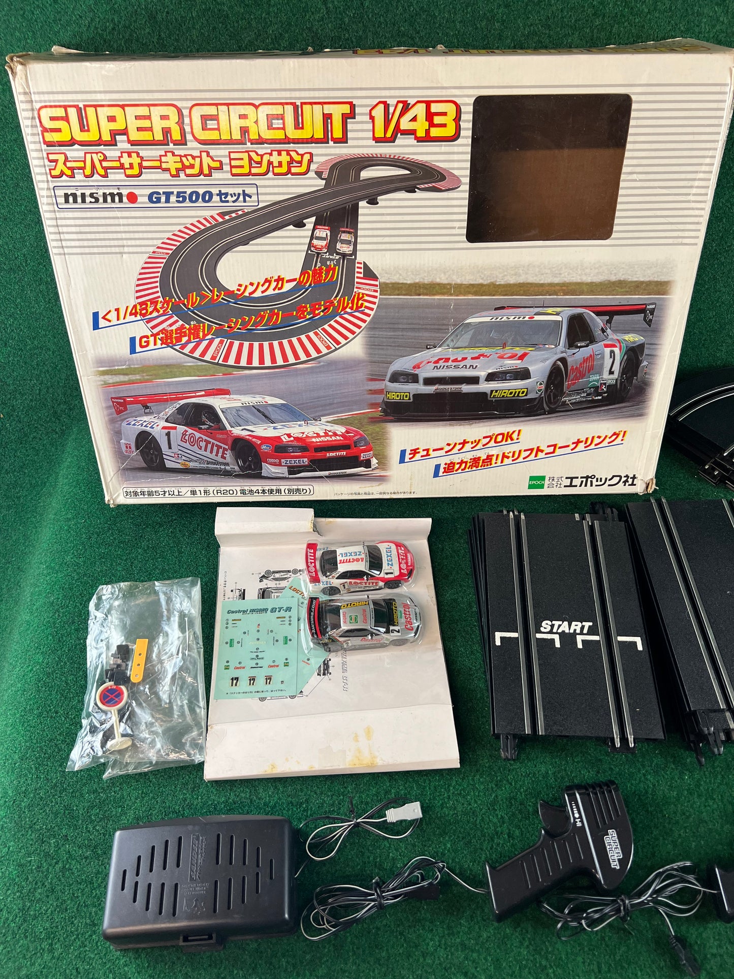 Epoch Super Circuit 1/43 Scale NISMO Nissan Skyline R34 GT-R GT500 Slot Car Set