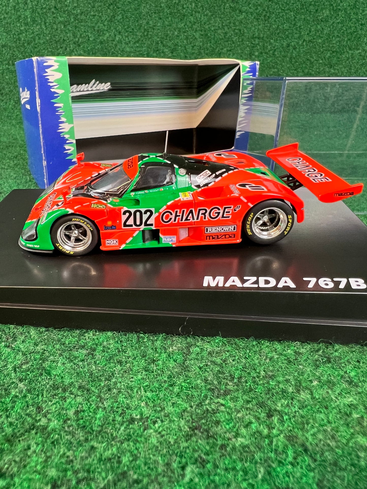 Streamline Q-Model - Mazda 767B #202 1/43 Scale Model