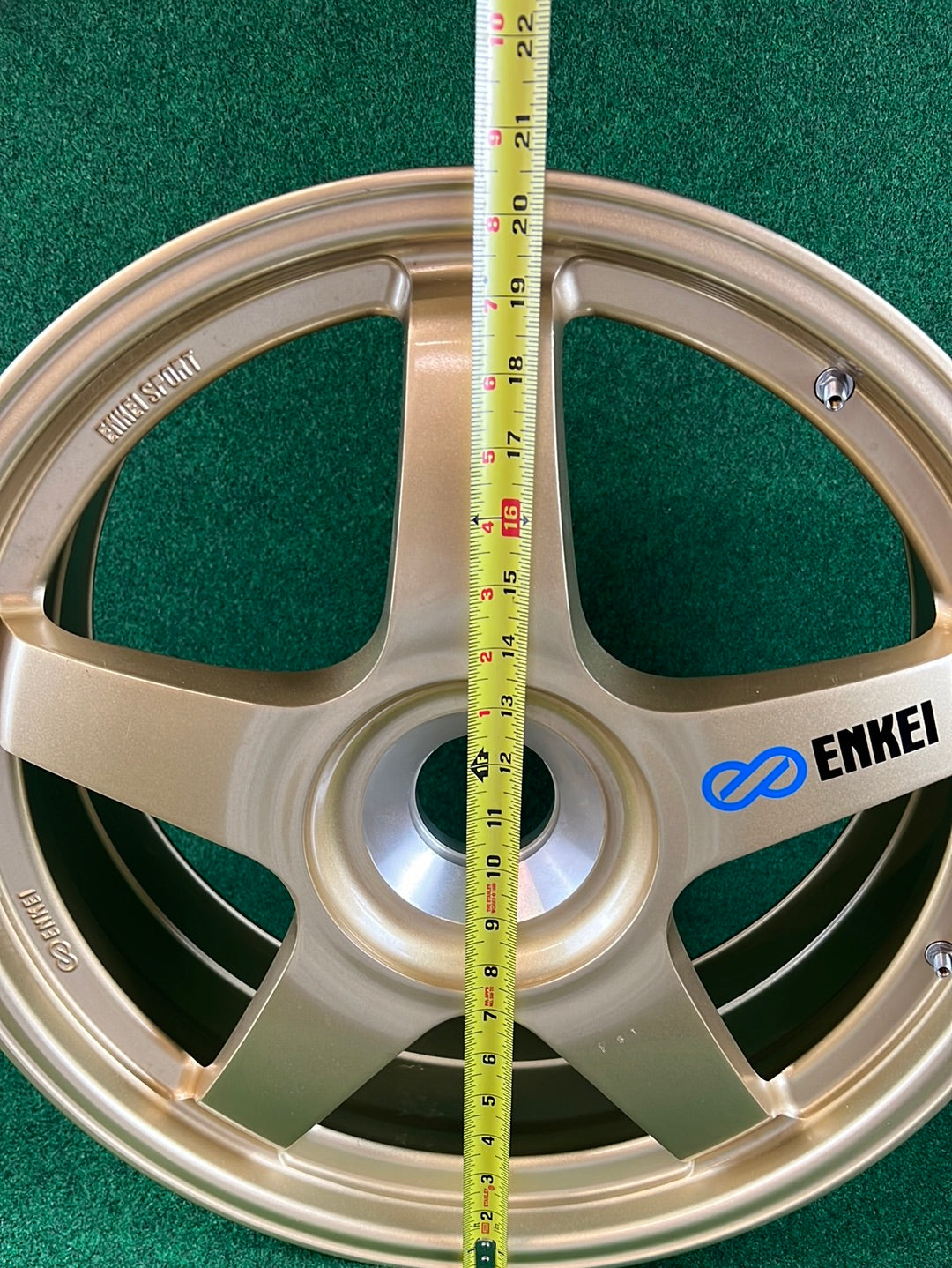 ENKEI - FET Power Craft Toyota Corolla #8 Car NEW! Unused! JTCC Center Lock Race Wheel