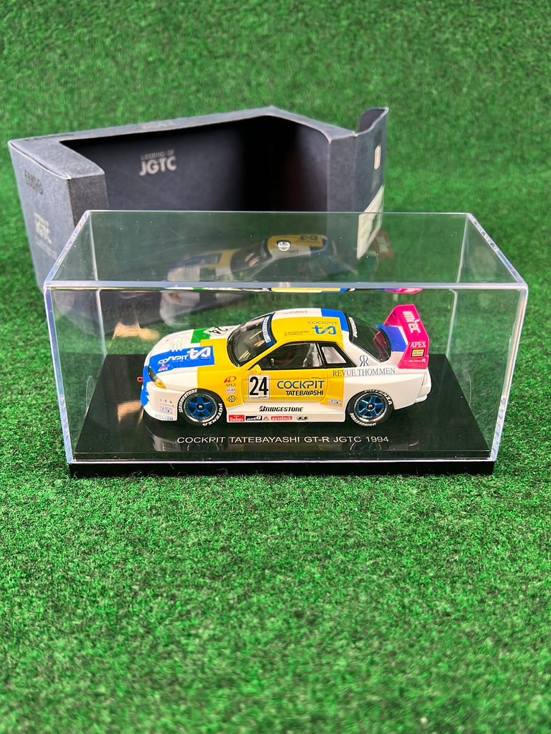 EBBRO JGTC Legends Cockpit 1994 Nissan Skyline R32 GTR 1/43 Scale Diecast