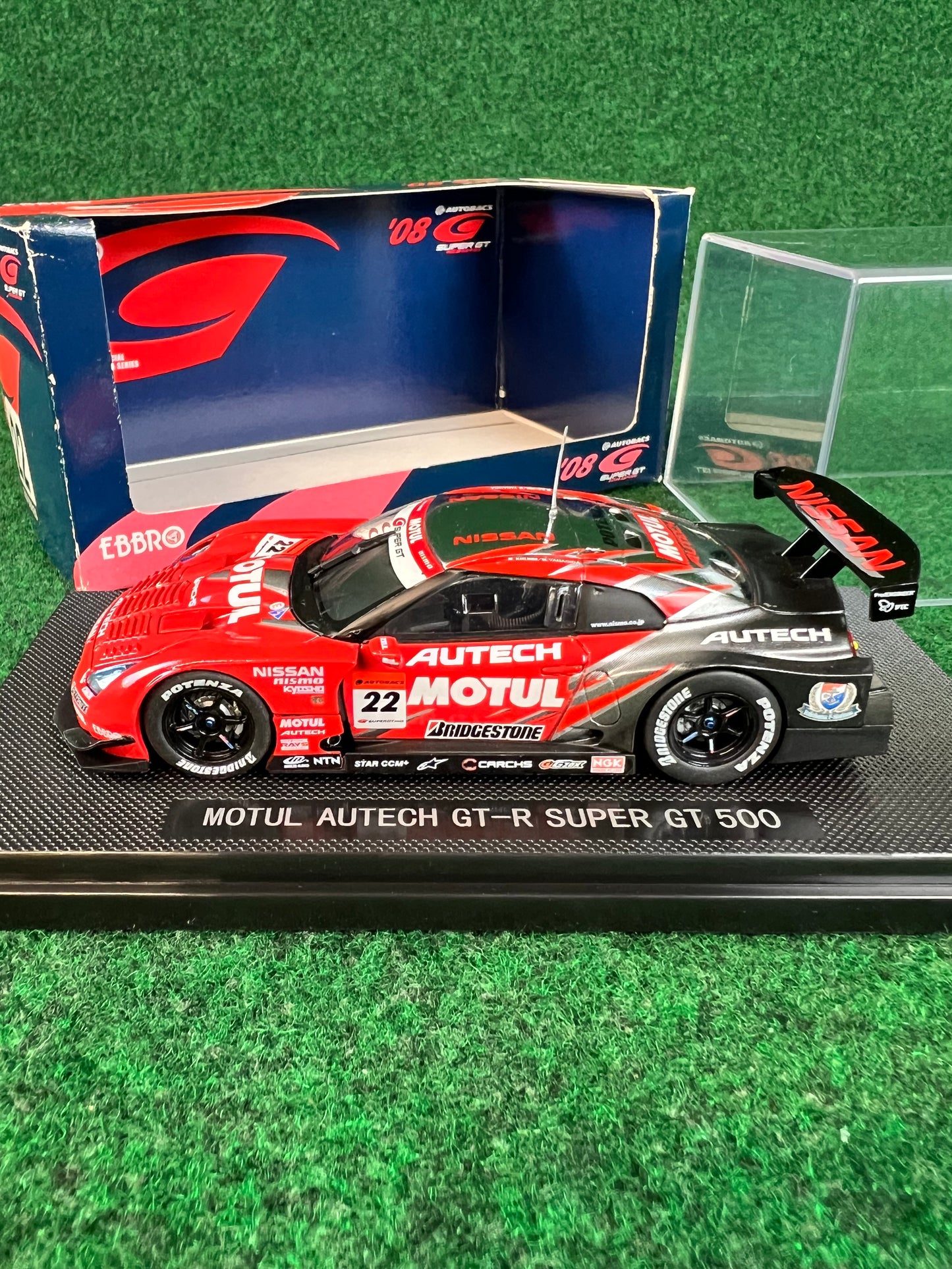 EBBRO SuperGT 2008 Motul Autech Nissan R35 GTR 1/43 Scale Diecast