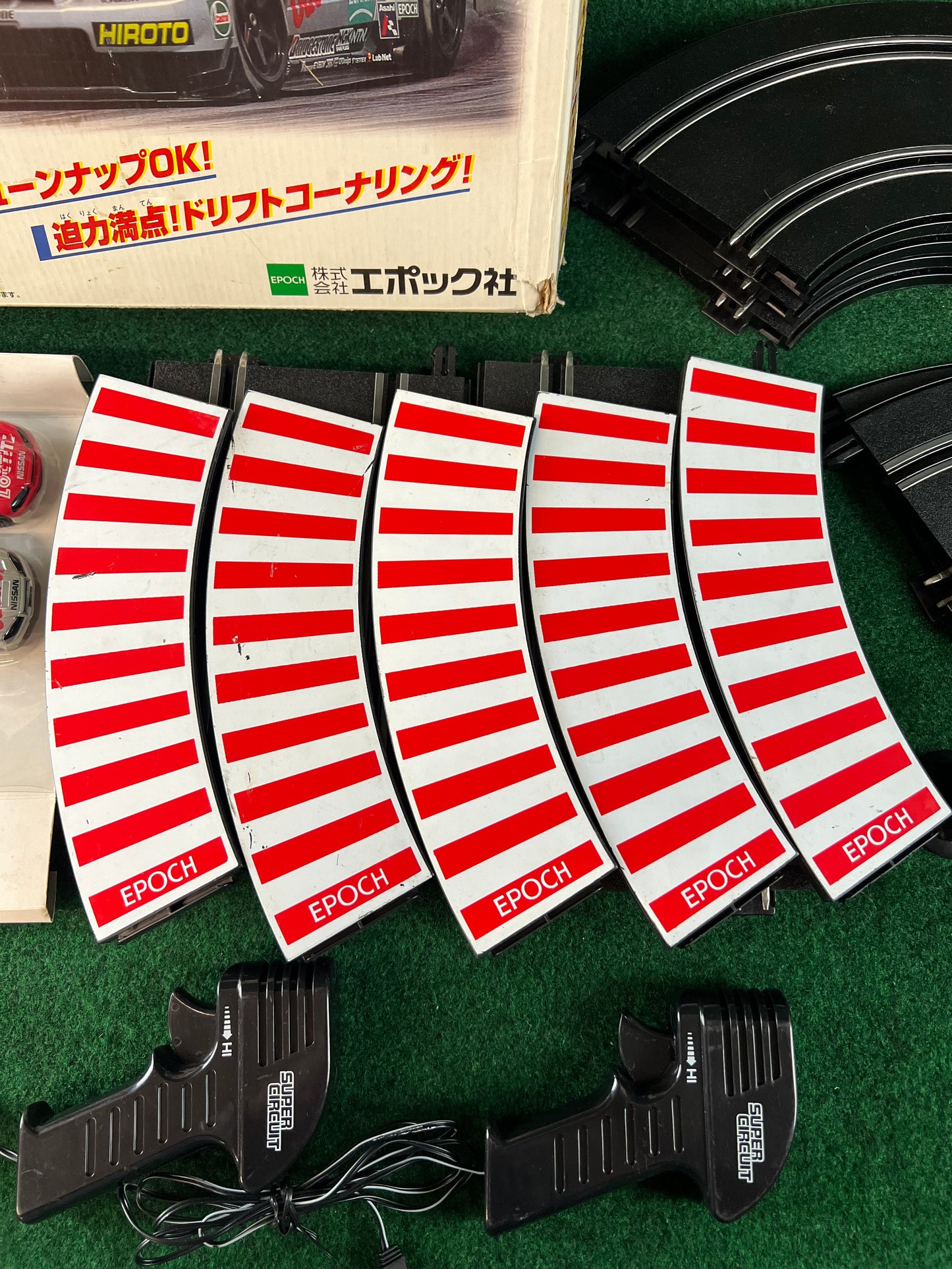 Epoch Super Circuit 1/43 Scale NISMO Nissan Skyline R34 GT-R GT500 Slot Car Set