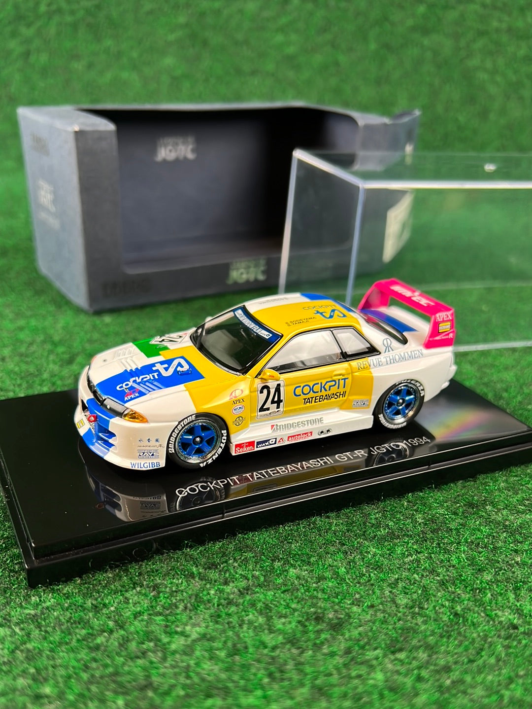 EBBRO JGTC Legends Cockpit 1994 Nissan Skyline R32 GTR 1/43 Scale Diecast