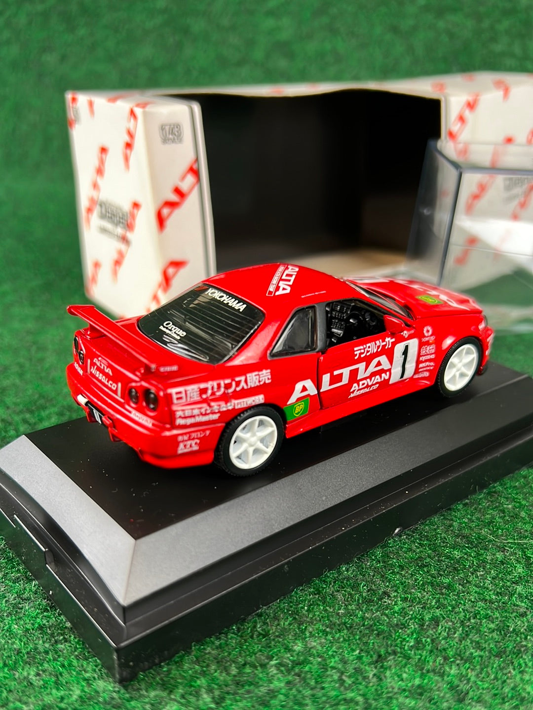 Diapet SEGA Toys - 2000 Nissan Skyline R34 GTR ALTIA Super Taikyu 1/43 Scale Diecast