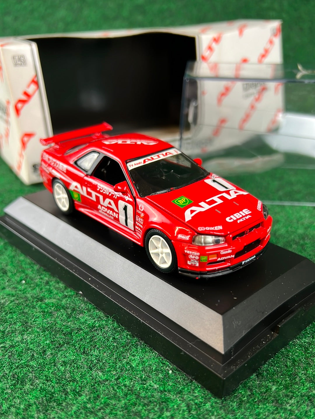 Diapet SEGA Toys - 2000 Nissan Skyline R34 GTR ALTIA Super Taikyu 1/43 Scale Diecast