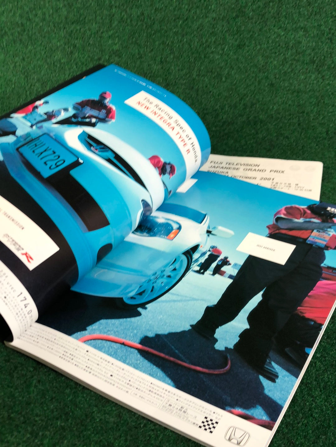 F1 - Fuji Television Japanese Grand Prix 2000 & 2001 Race Programs