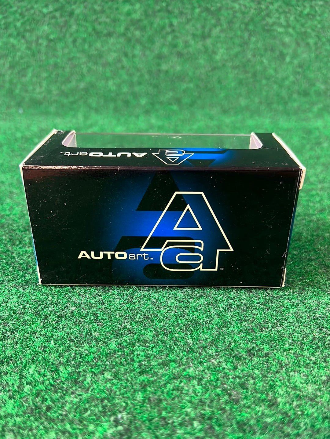 AutoArt - Nissan Fairlady Z 1/64 Scale Diecast